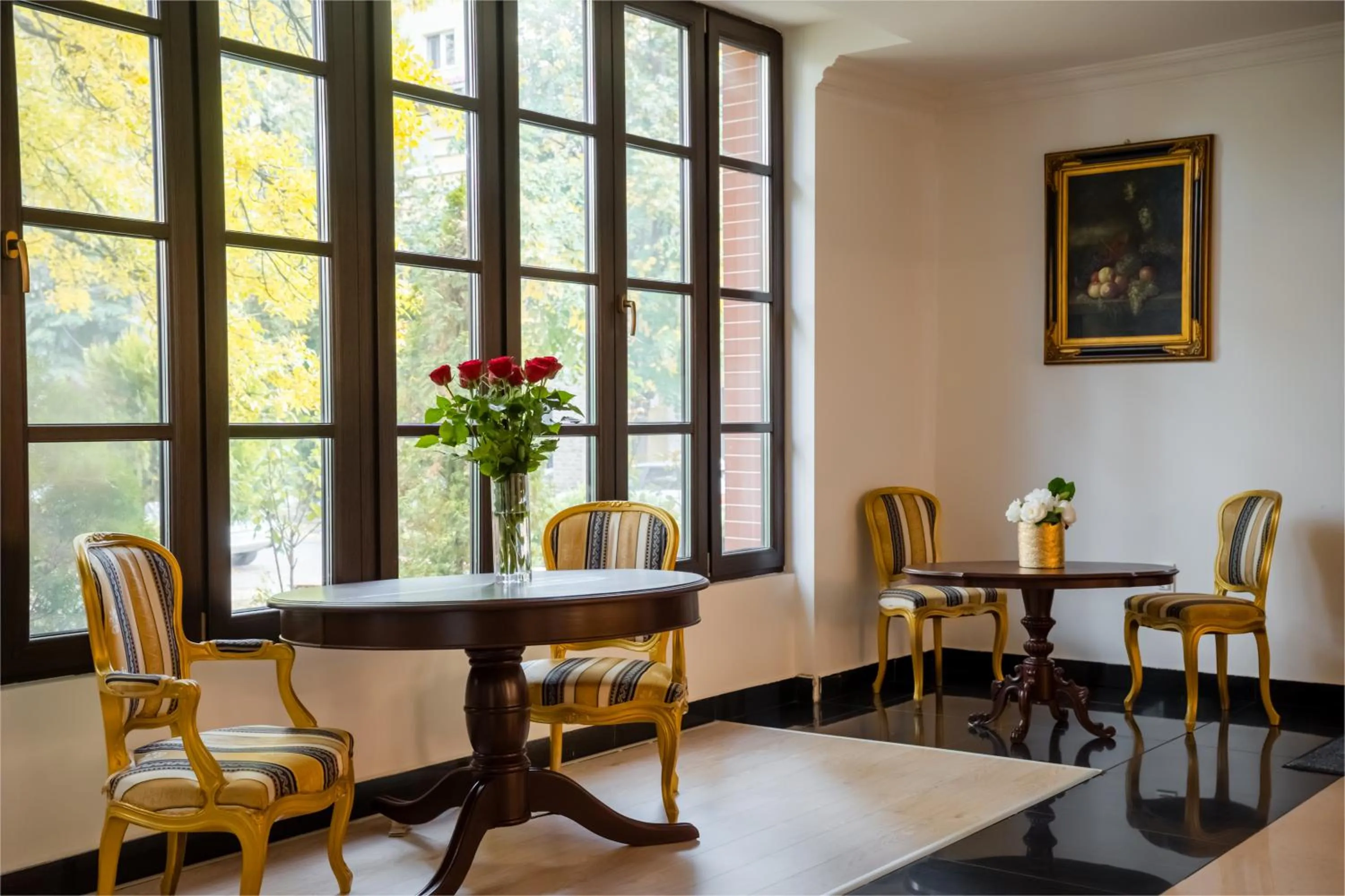 Lobby or reception in Hotel Royal Plaza By TimHotels