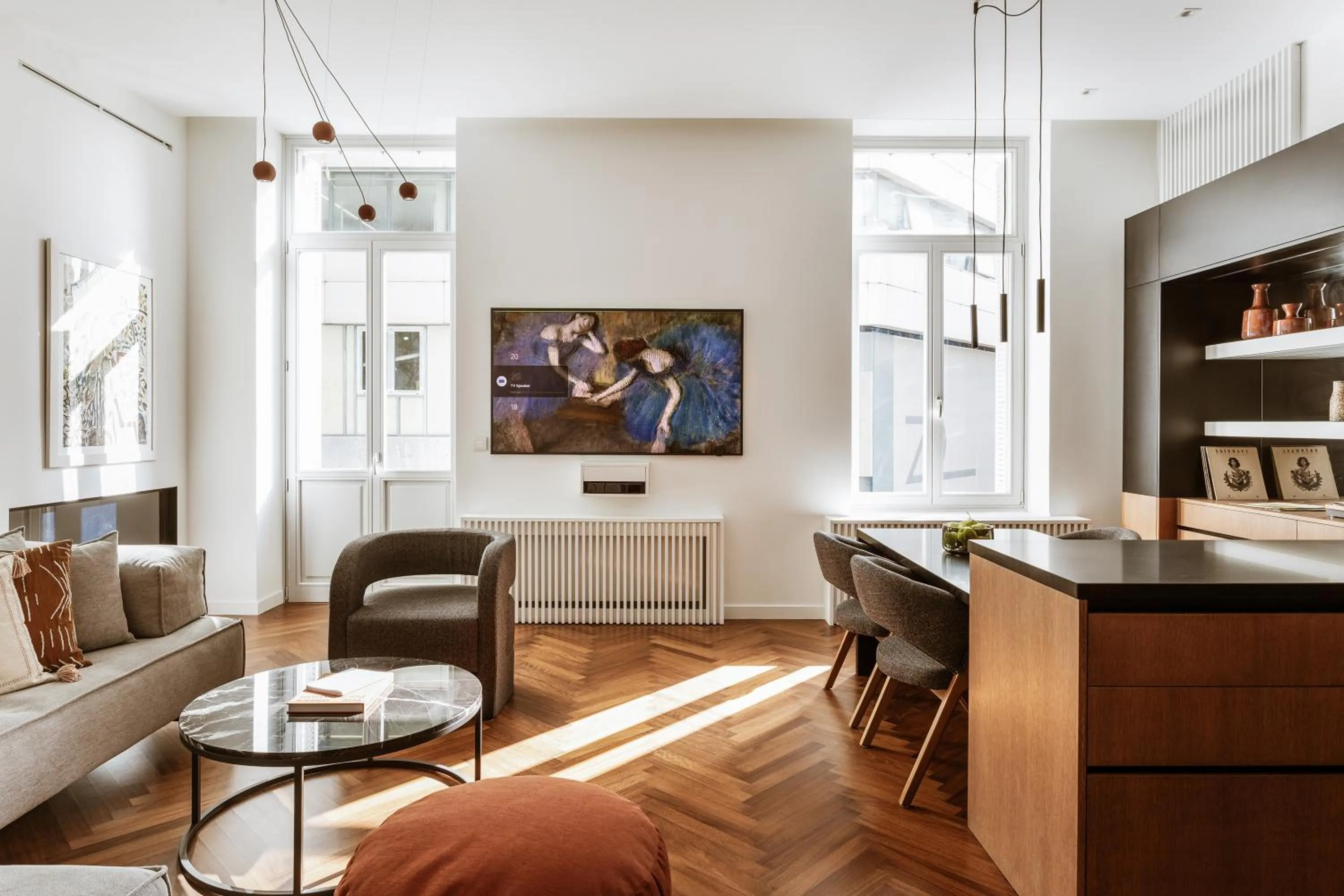 TV and multimedia in Likno Athens