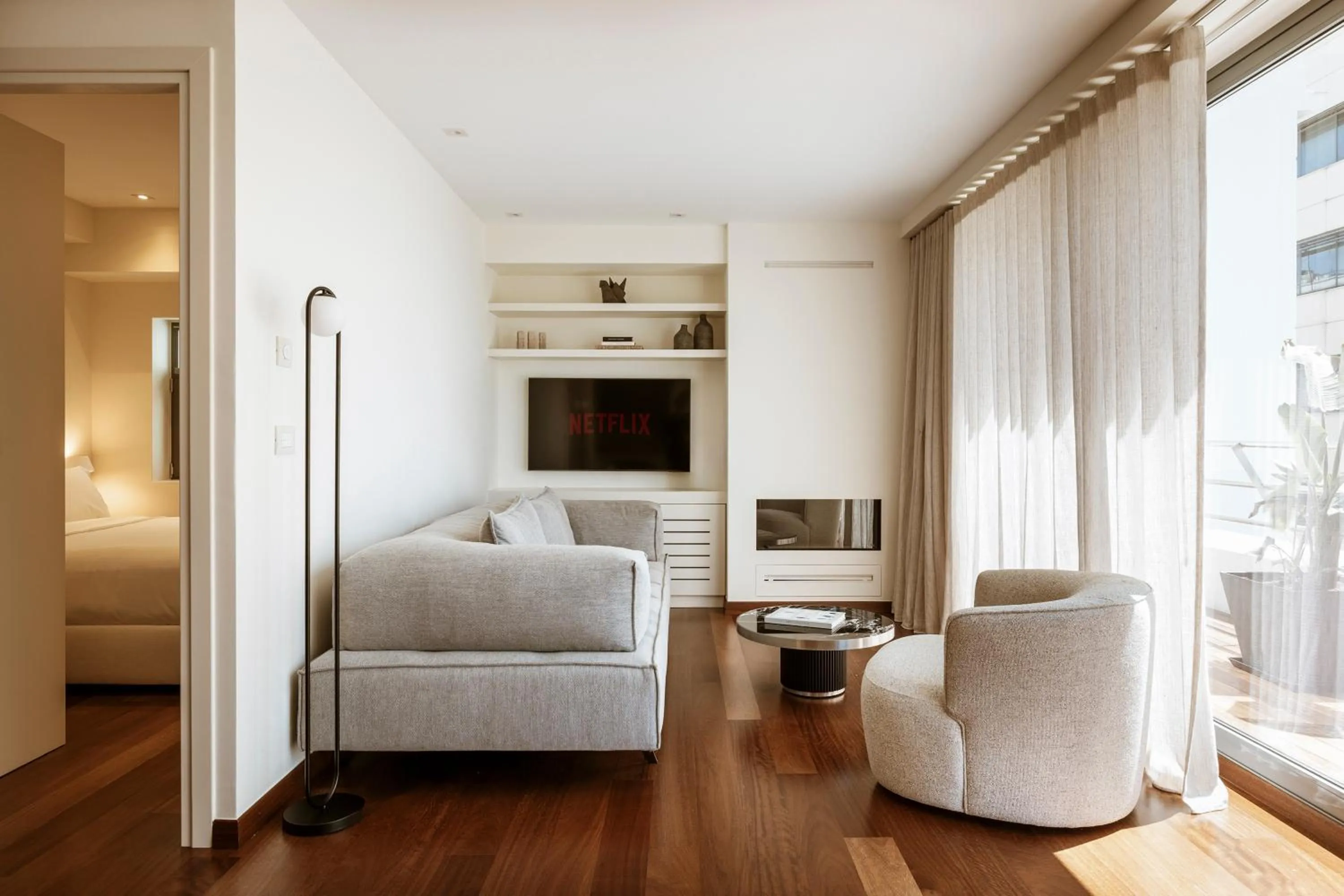 TV and multimedia in Likno Athens