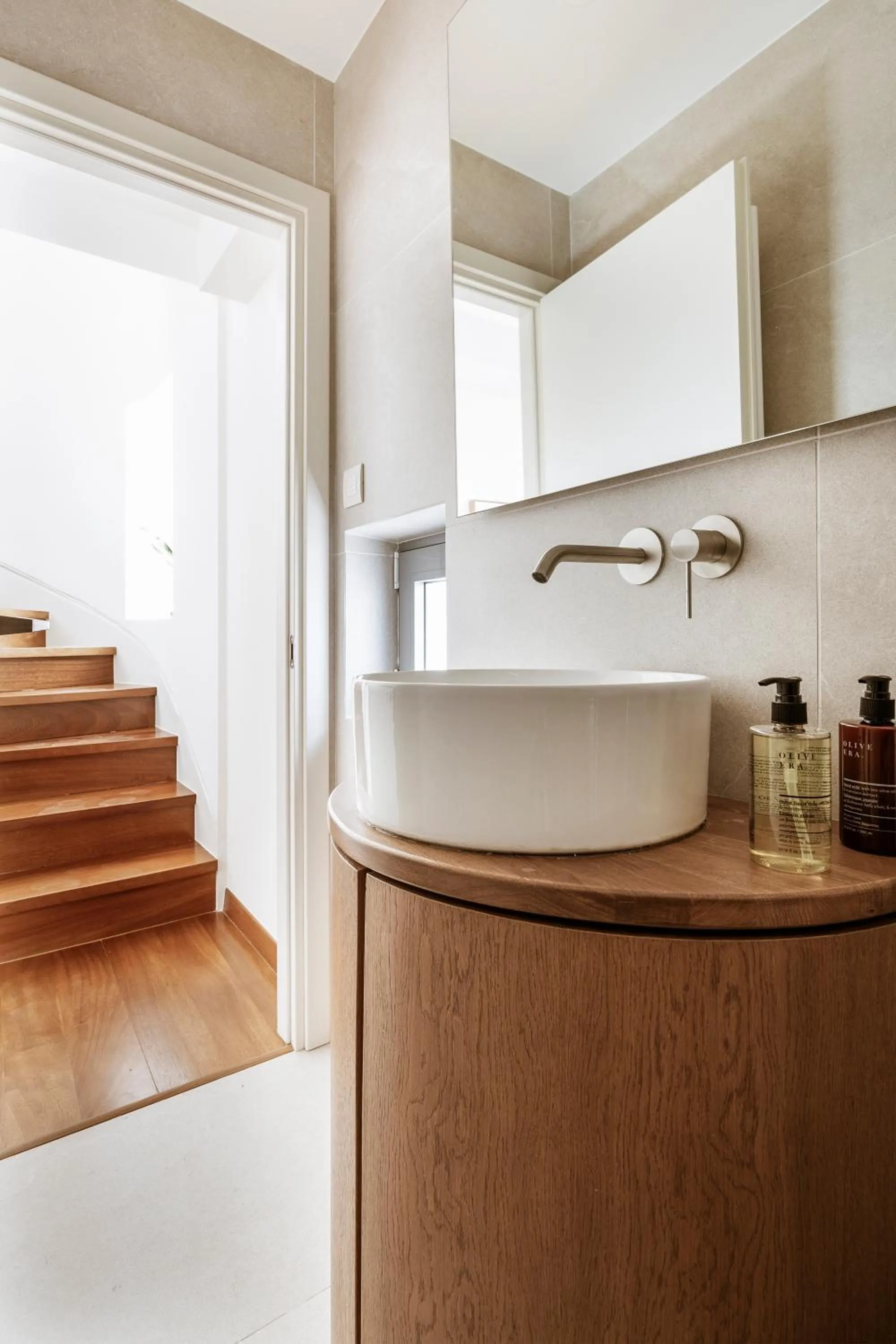 Bathroom in Likno Athens