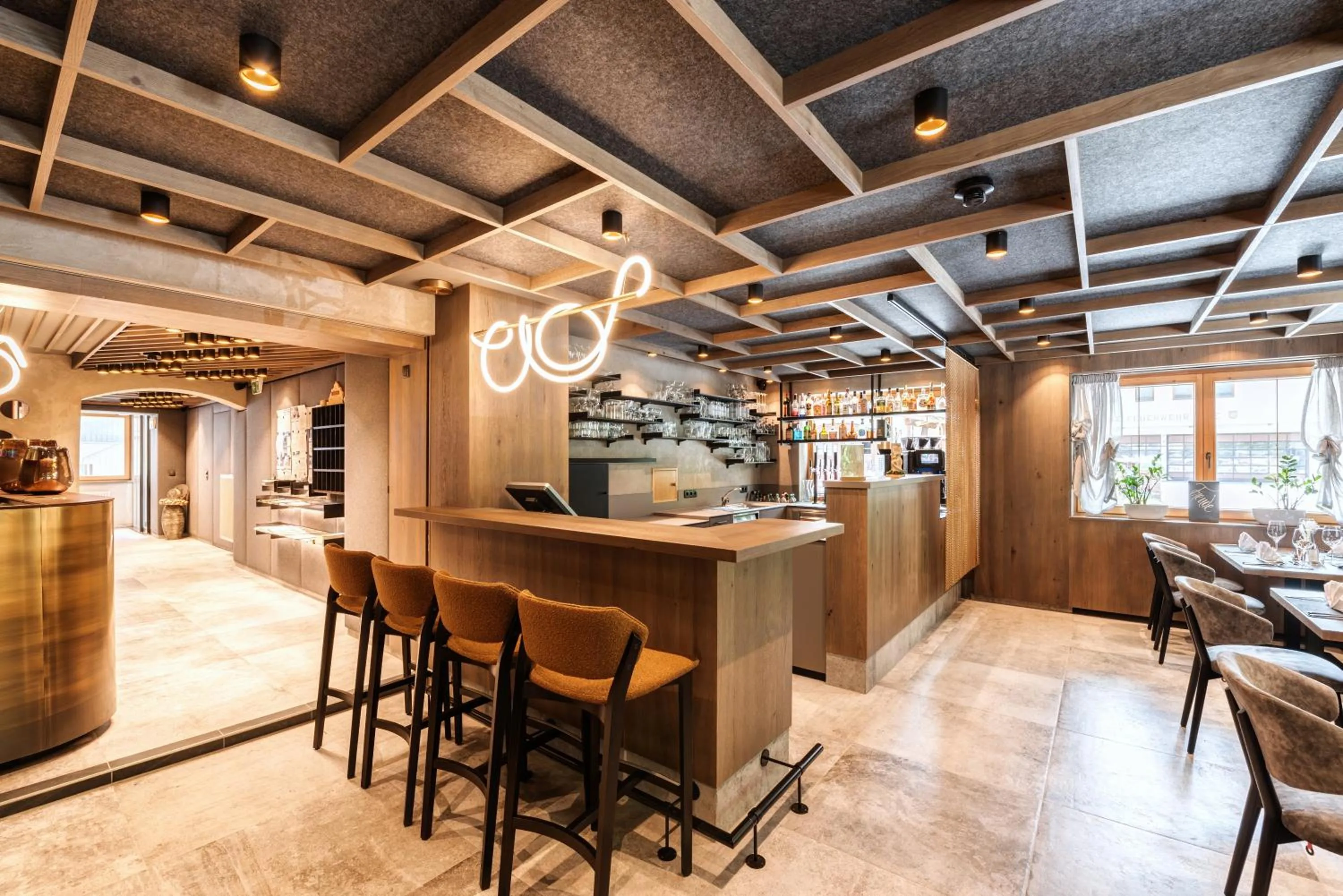 Restaurant/places to eat in Hotel Enzian Paznaun