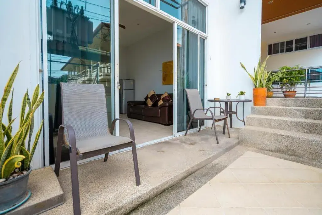 Two-Bedroom Apartment with Sea View in Hillside Seaview Residence Two-Bedroom Apartment with Sea View in Hillside Seaview Residence