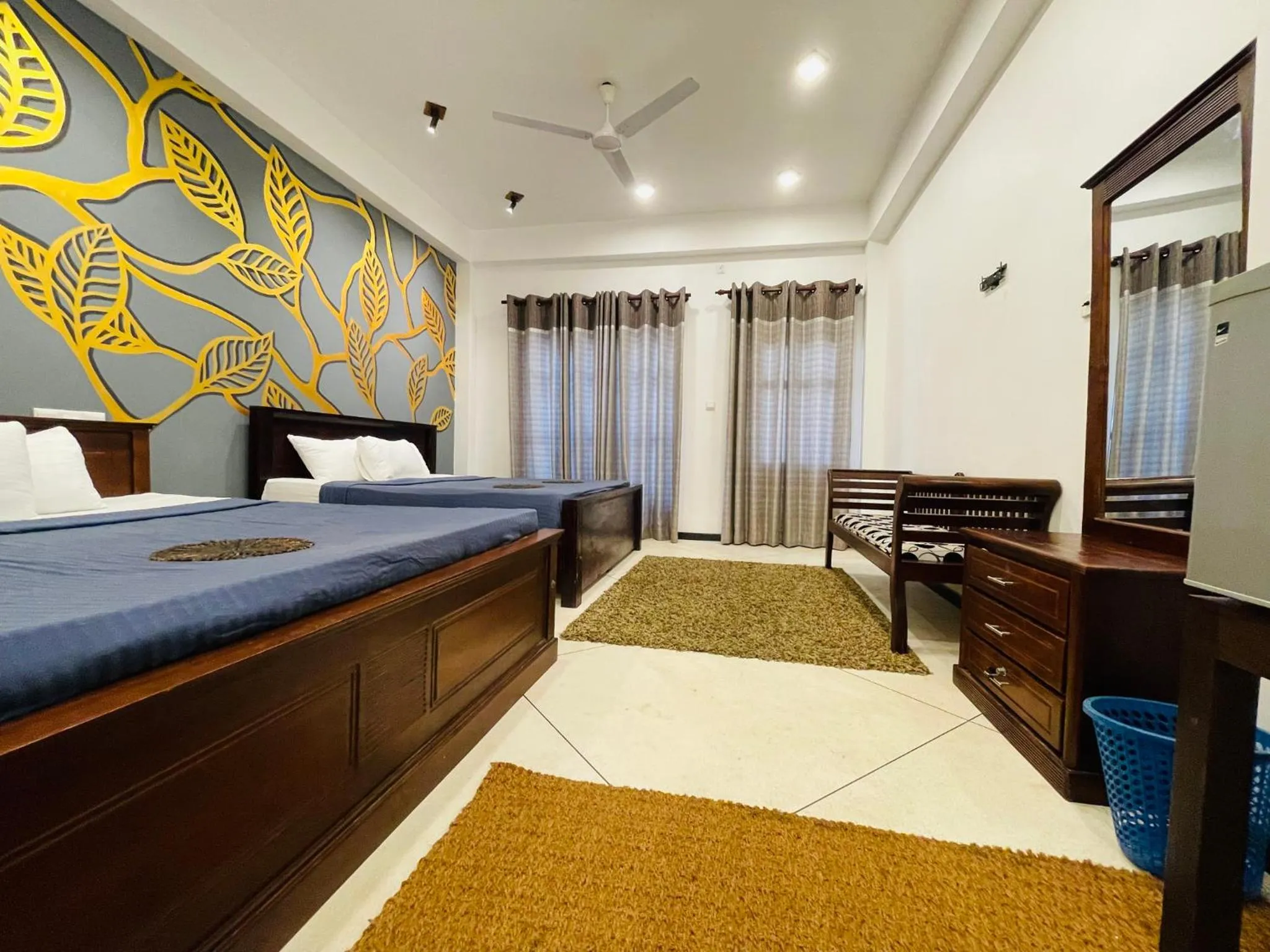 Bedroom, Bed in Crystal Oceanic