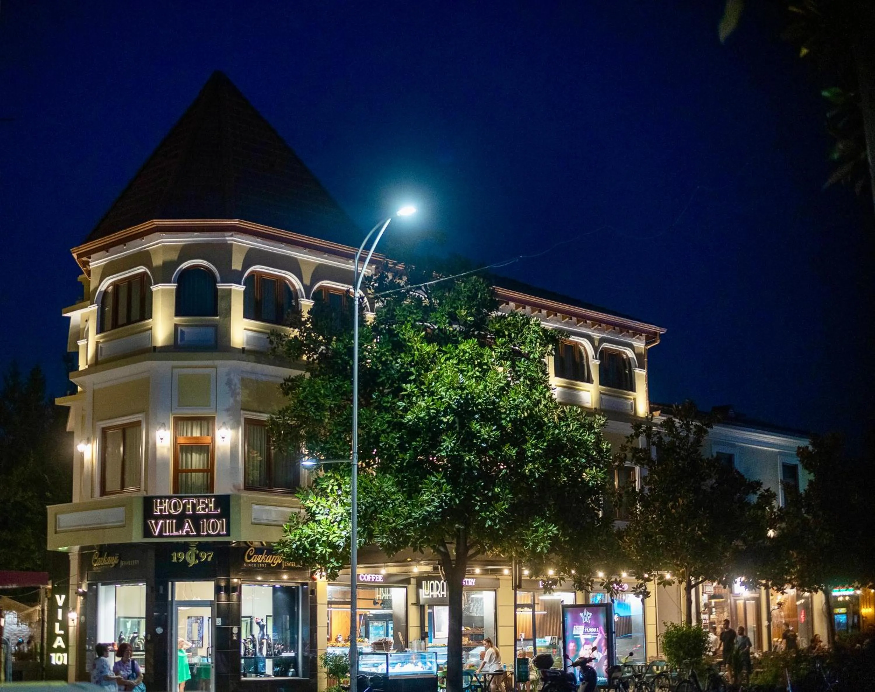 Property building in Hotel Vila 101-New Bazaar