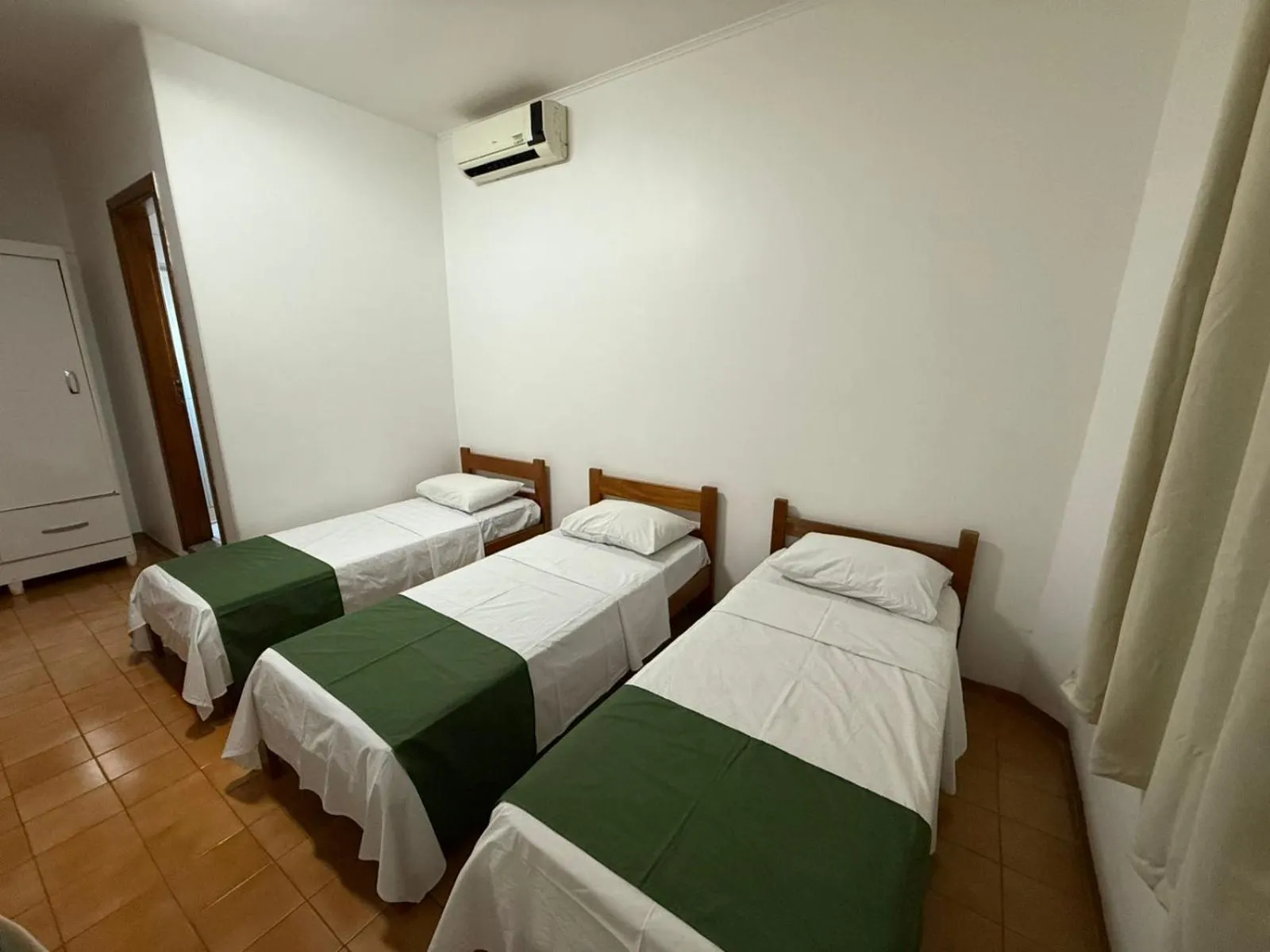 Bedroom, Bed in Hotel Santa Catarina