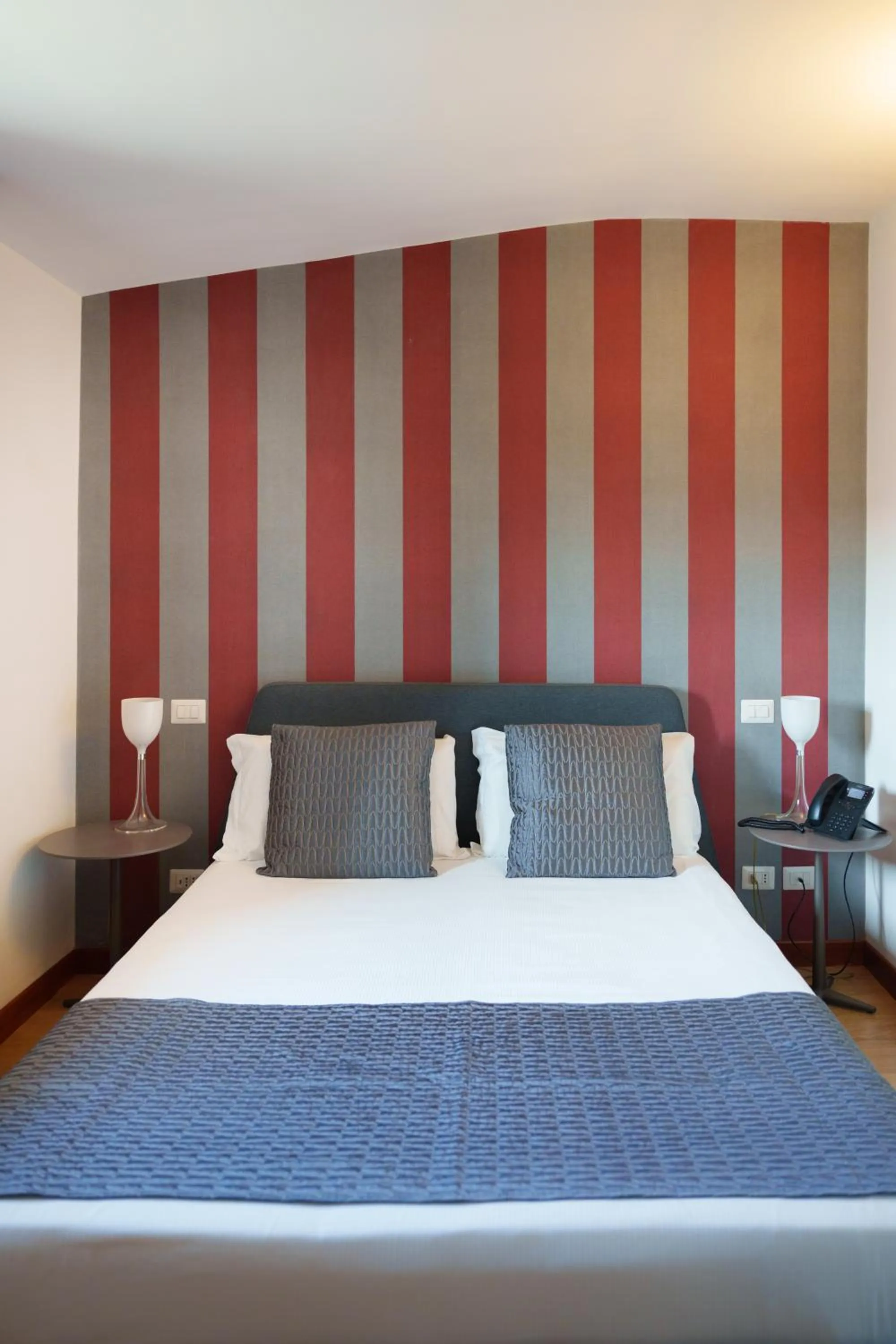 Bed in The Place 217