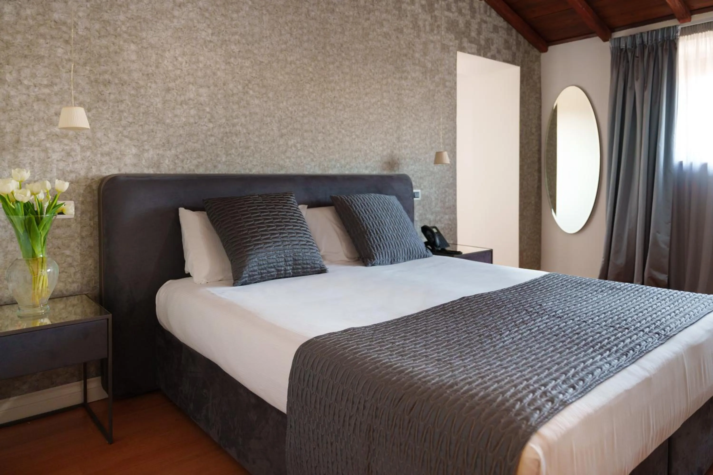 Bed in The Place 217