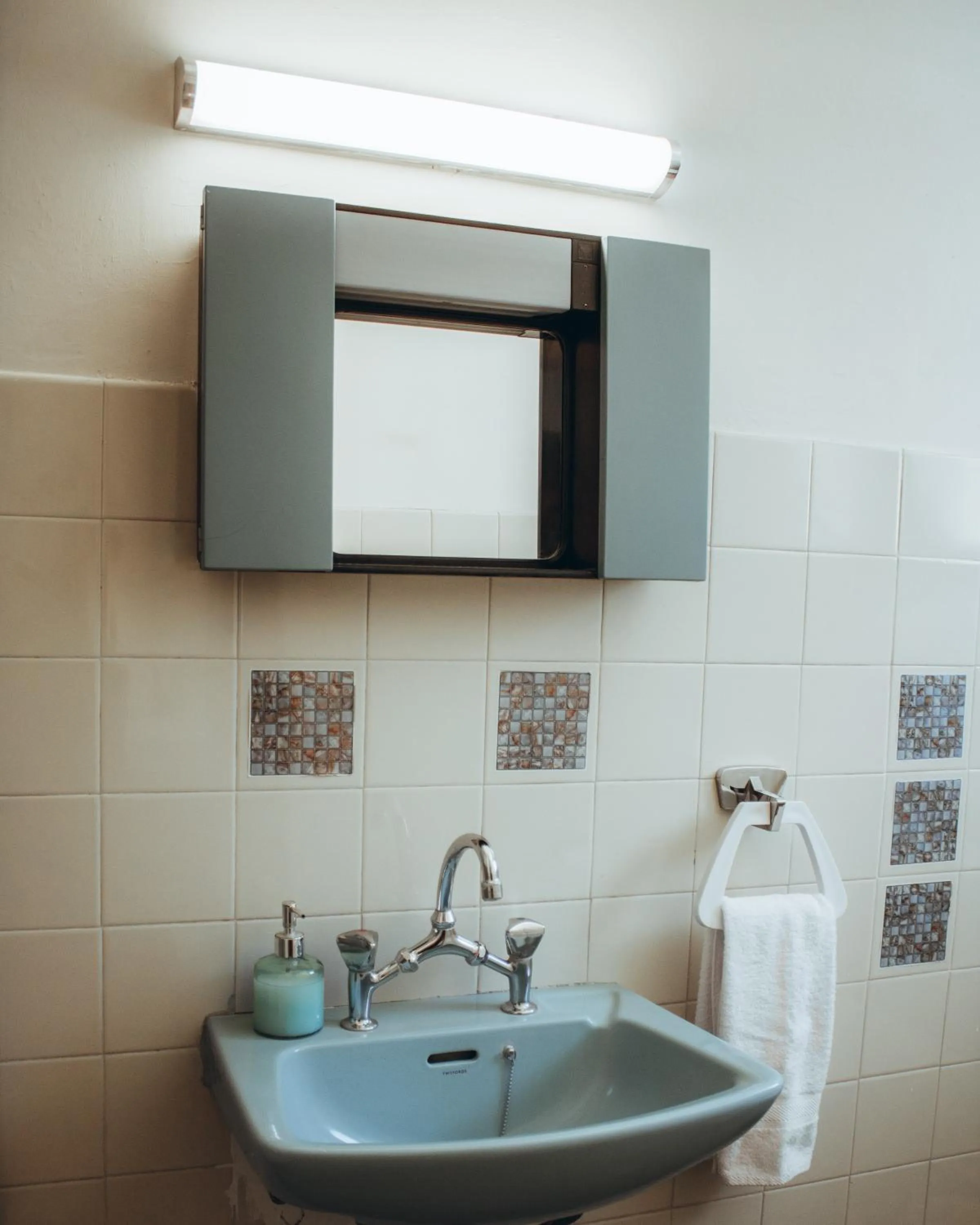 Bathroom in Kallithea INN