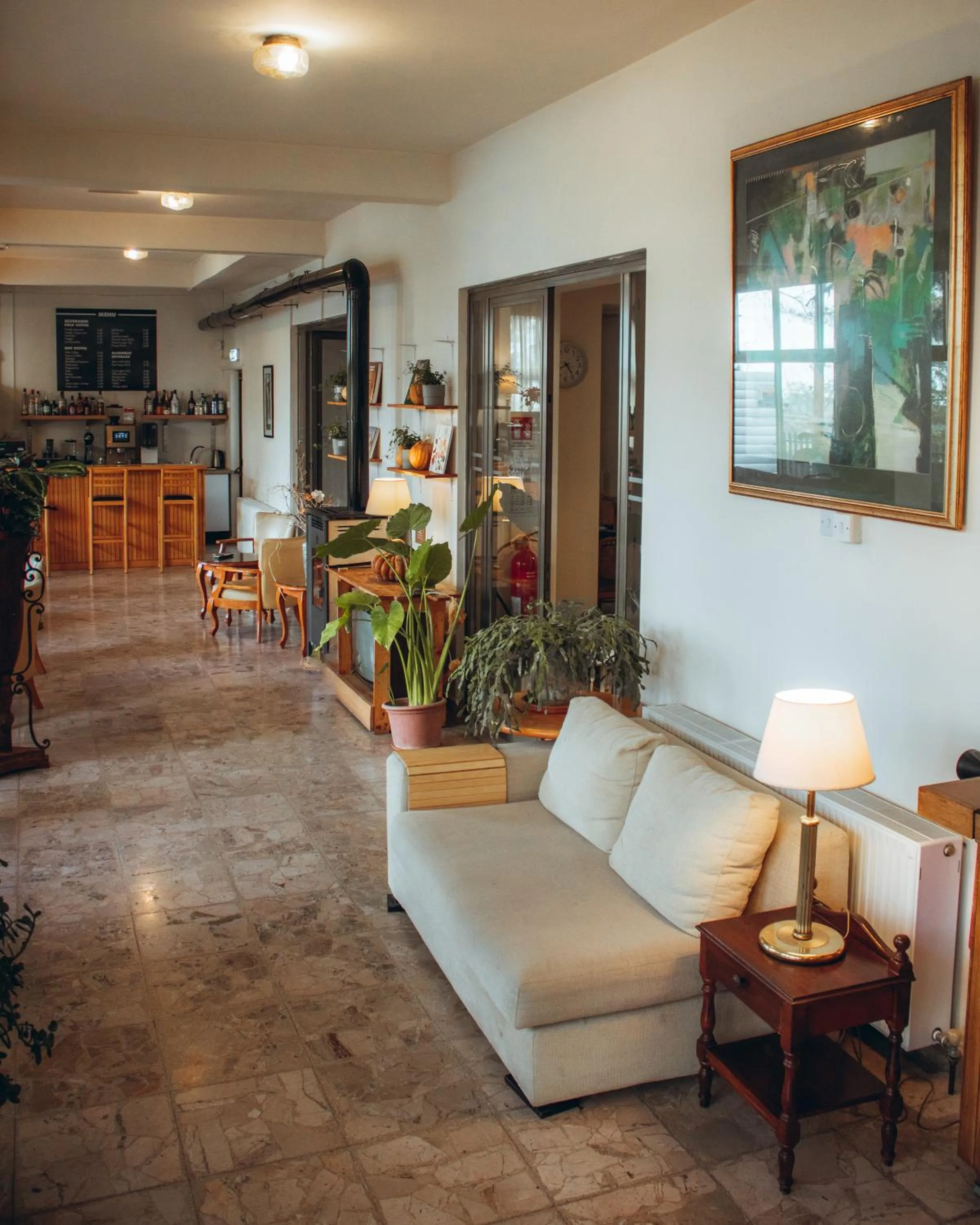 Living room in Kallithea INN