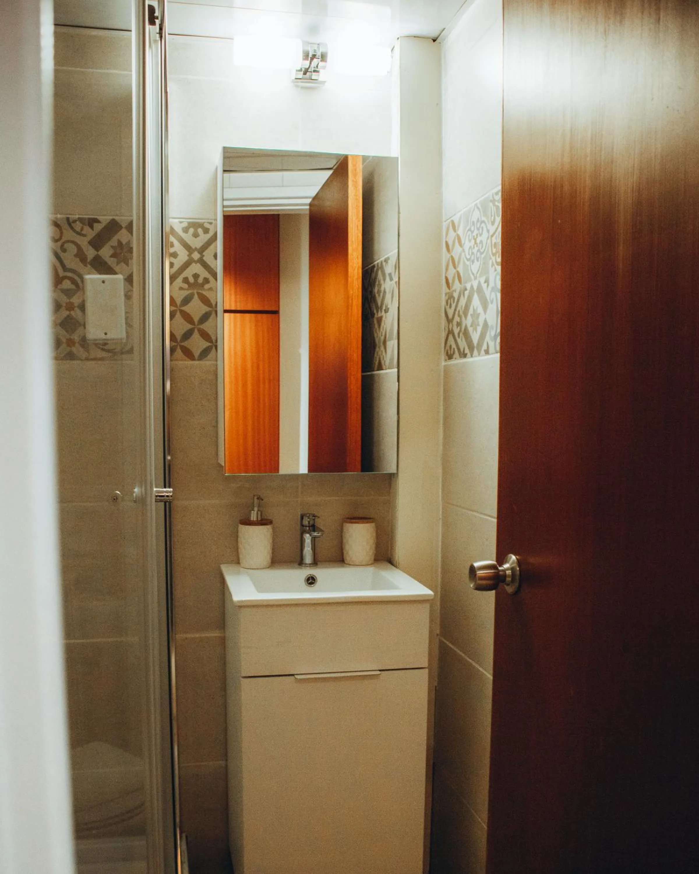 Bathroom in Kallithea INN