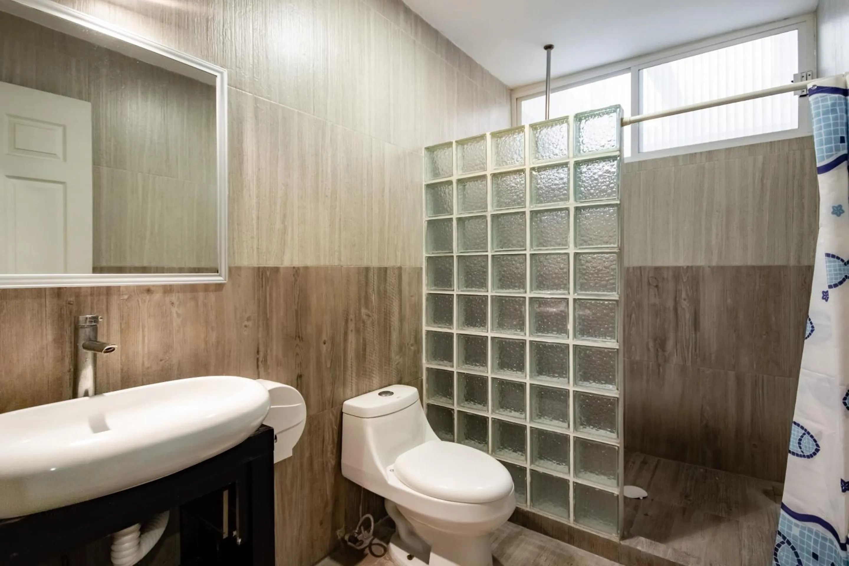 Bathroom in OYO Hotel Halley