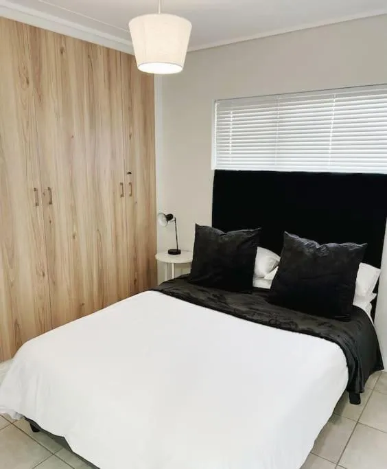 Bed in CozyHeaven OR Tambo