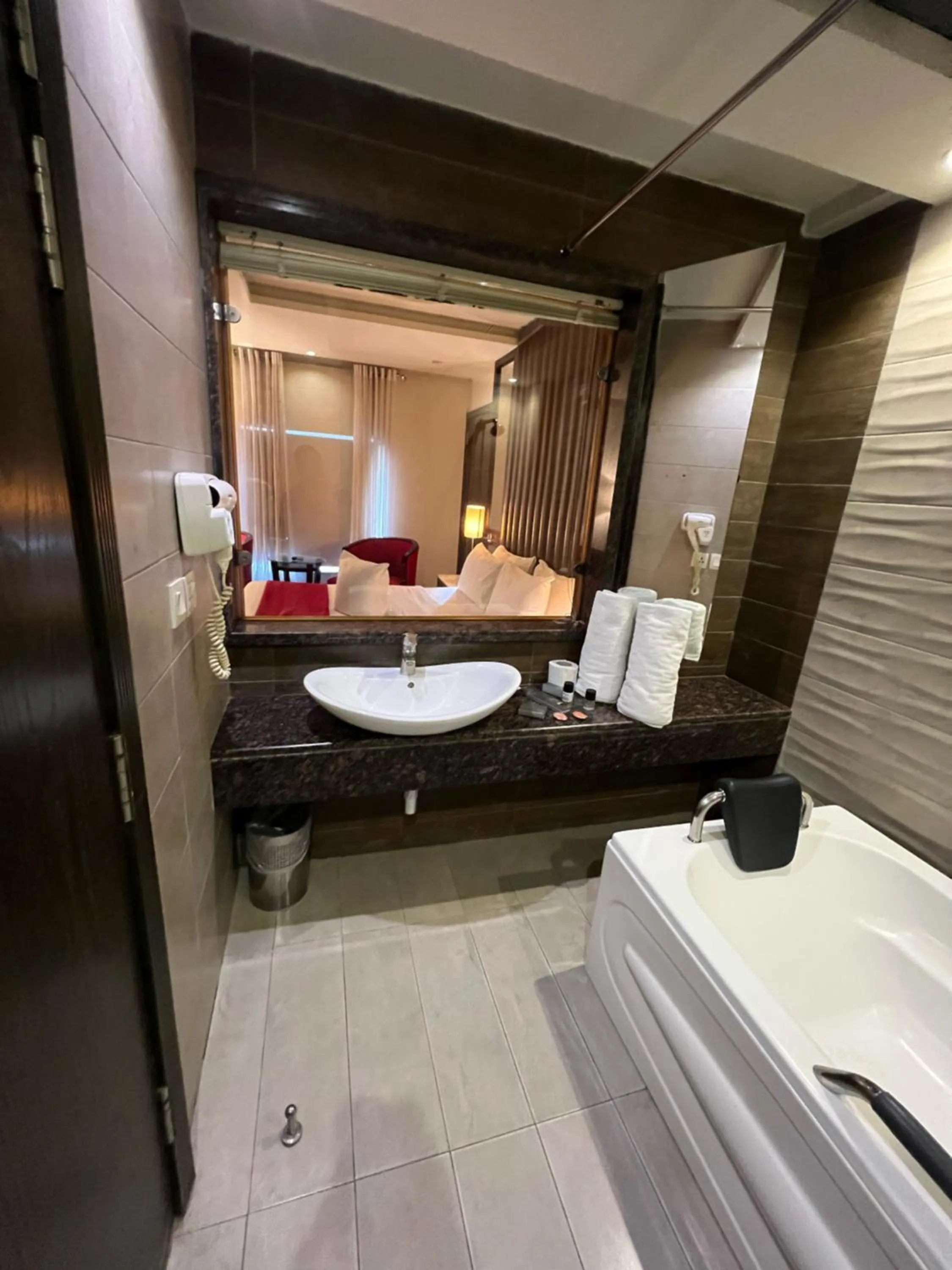 Bathroom in Lahore Continental Hotel