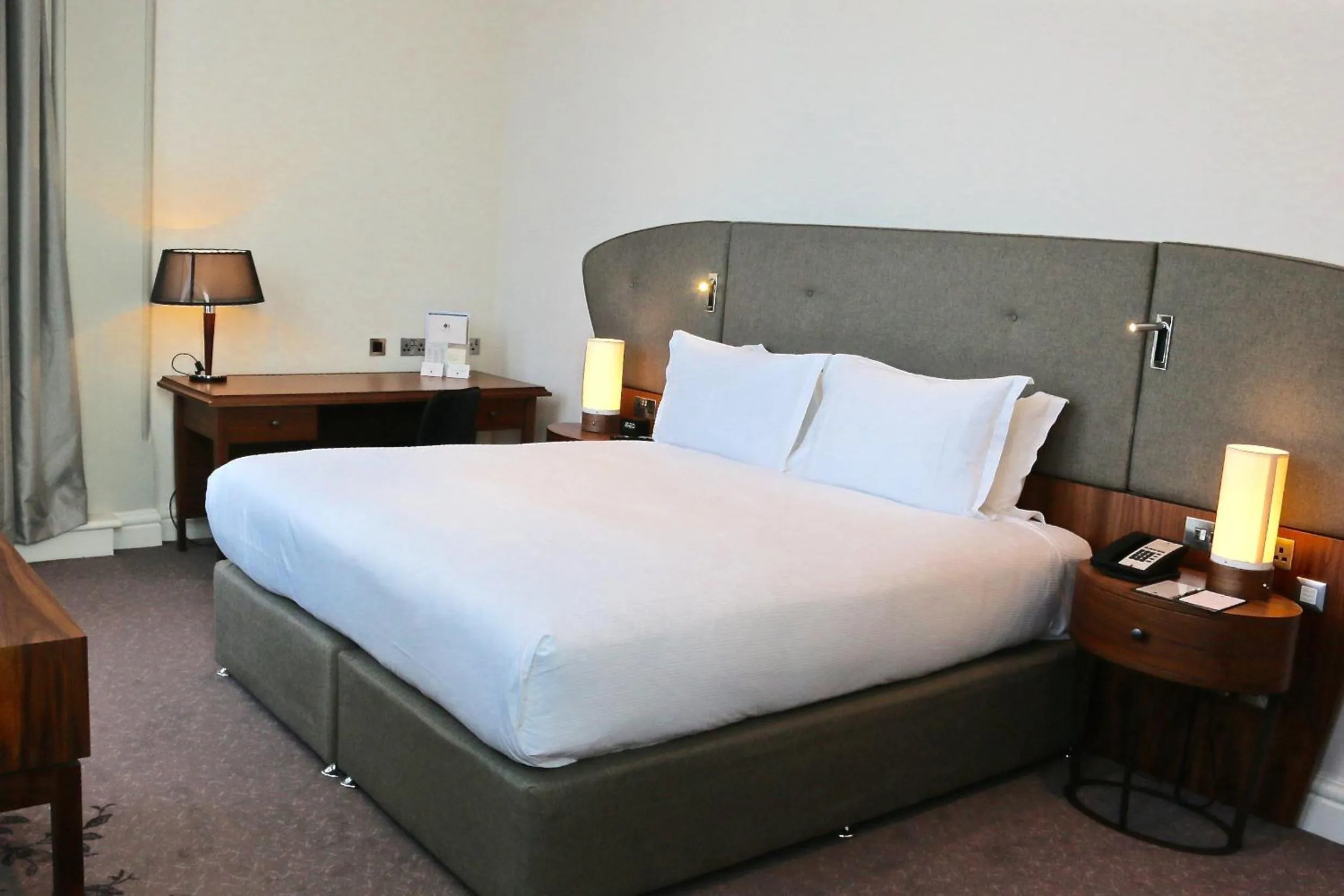 Bed in DoubleTree by Hilton Hotel & Spa Liverpool