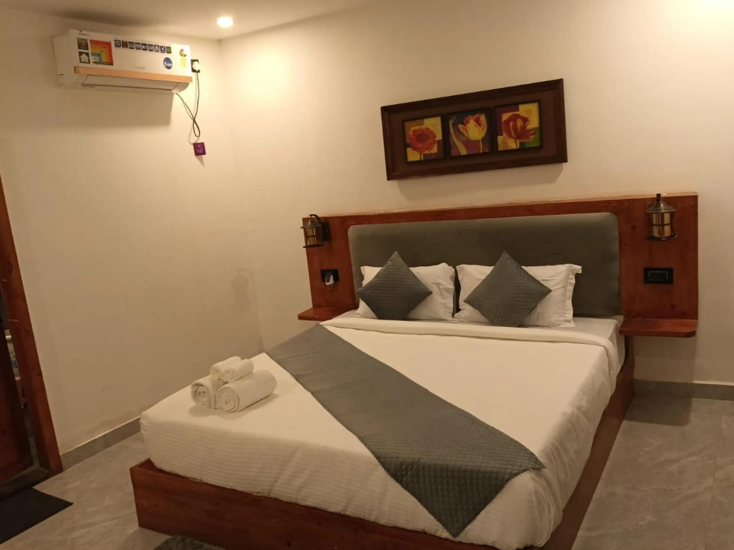 Bed in White Turtle Resort