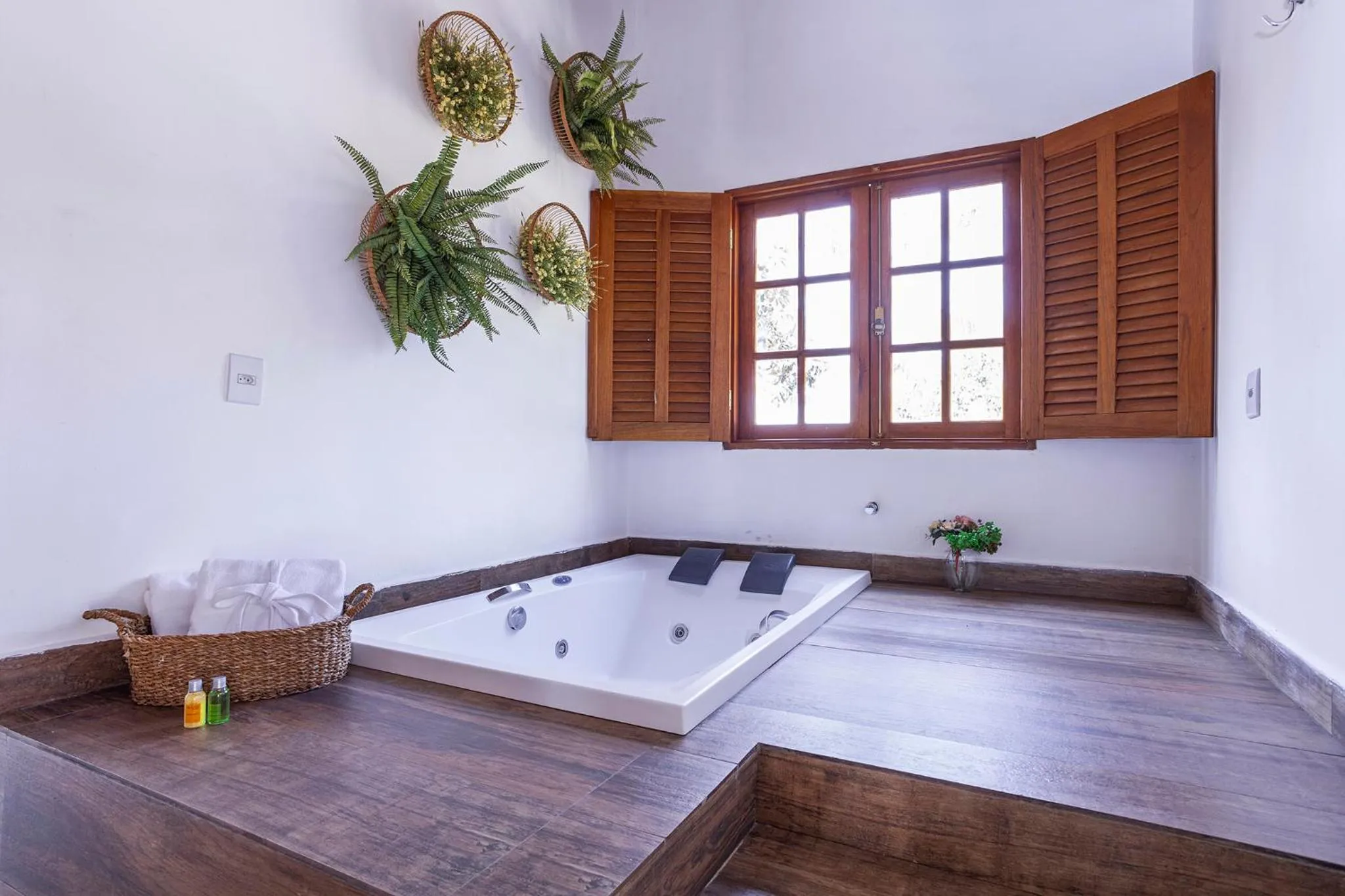 Hot Tub in Pousada Vereda da Serra