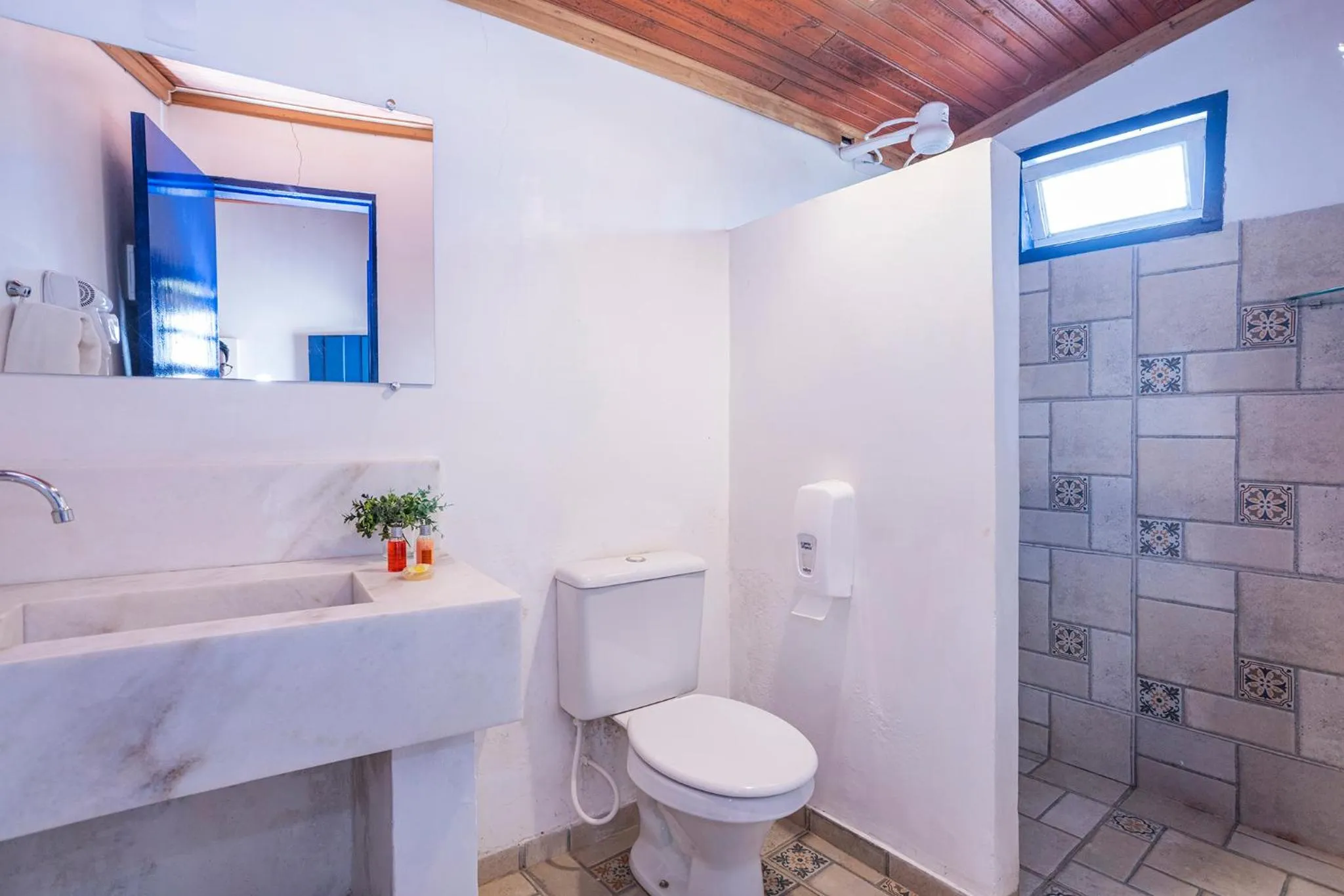 Shower in Pousada Vereda da Serra