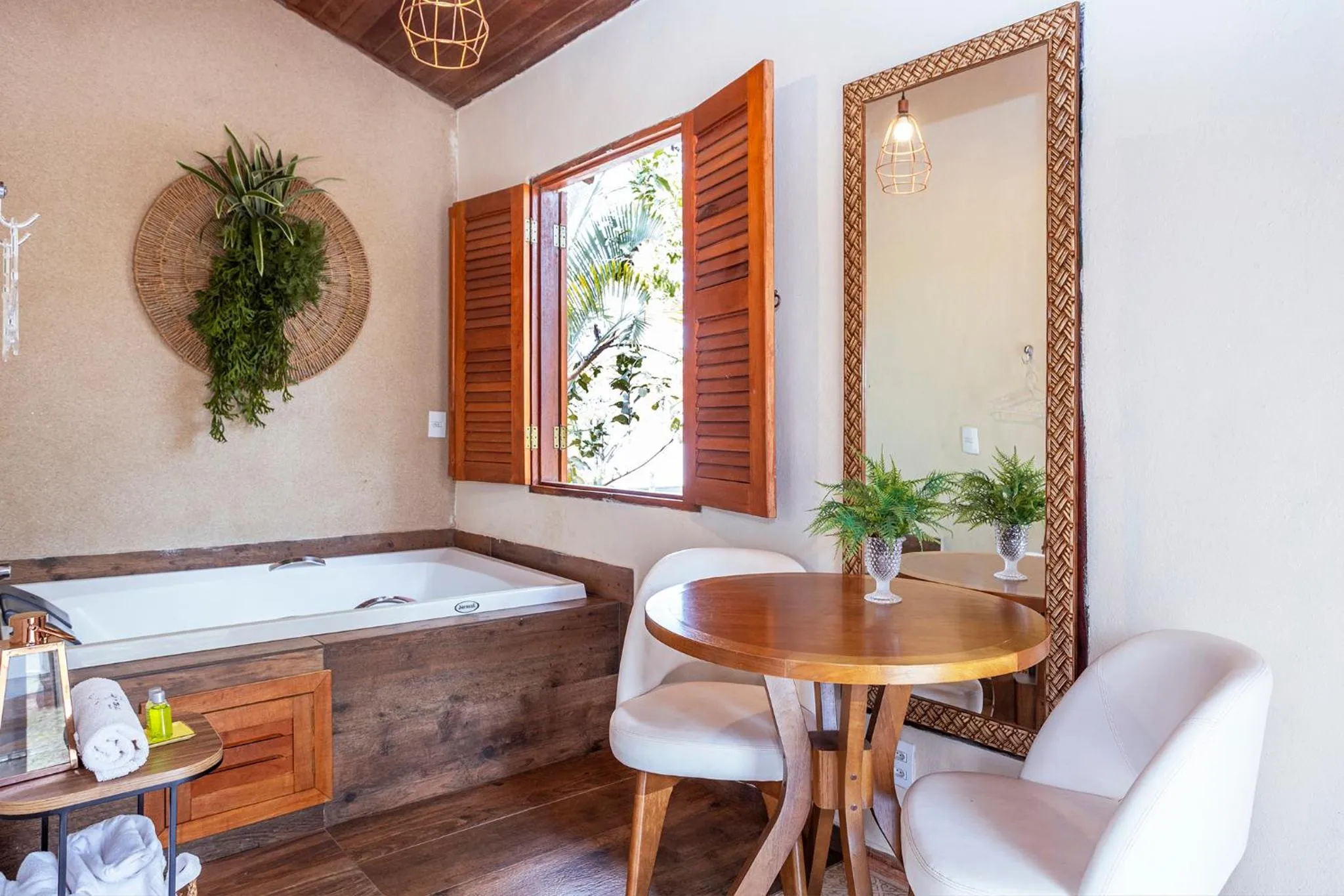 Hot Tub in Pousada Vereda da Serra