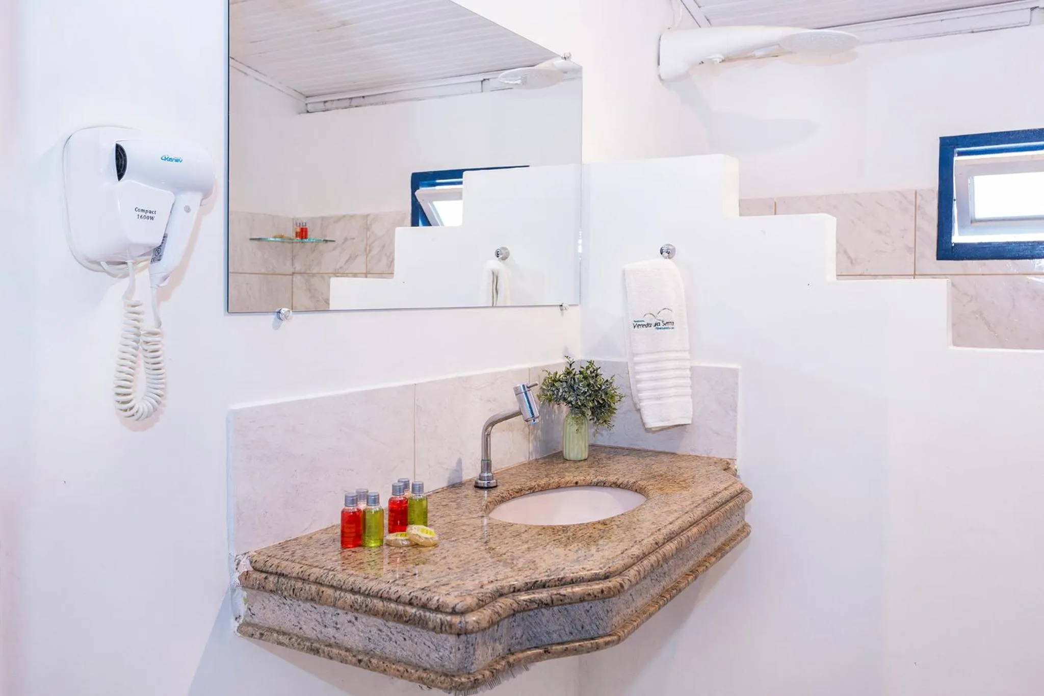 Toilet in Pousada Vereda da Serra