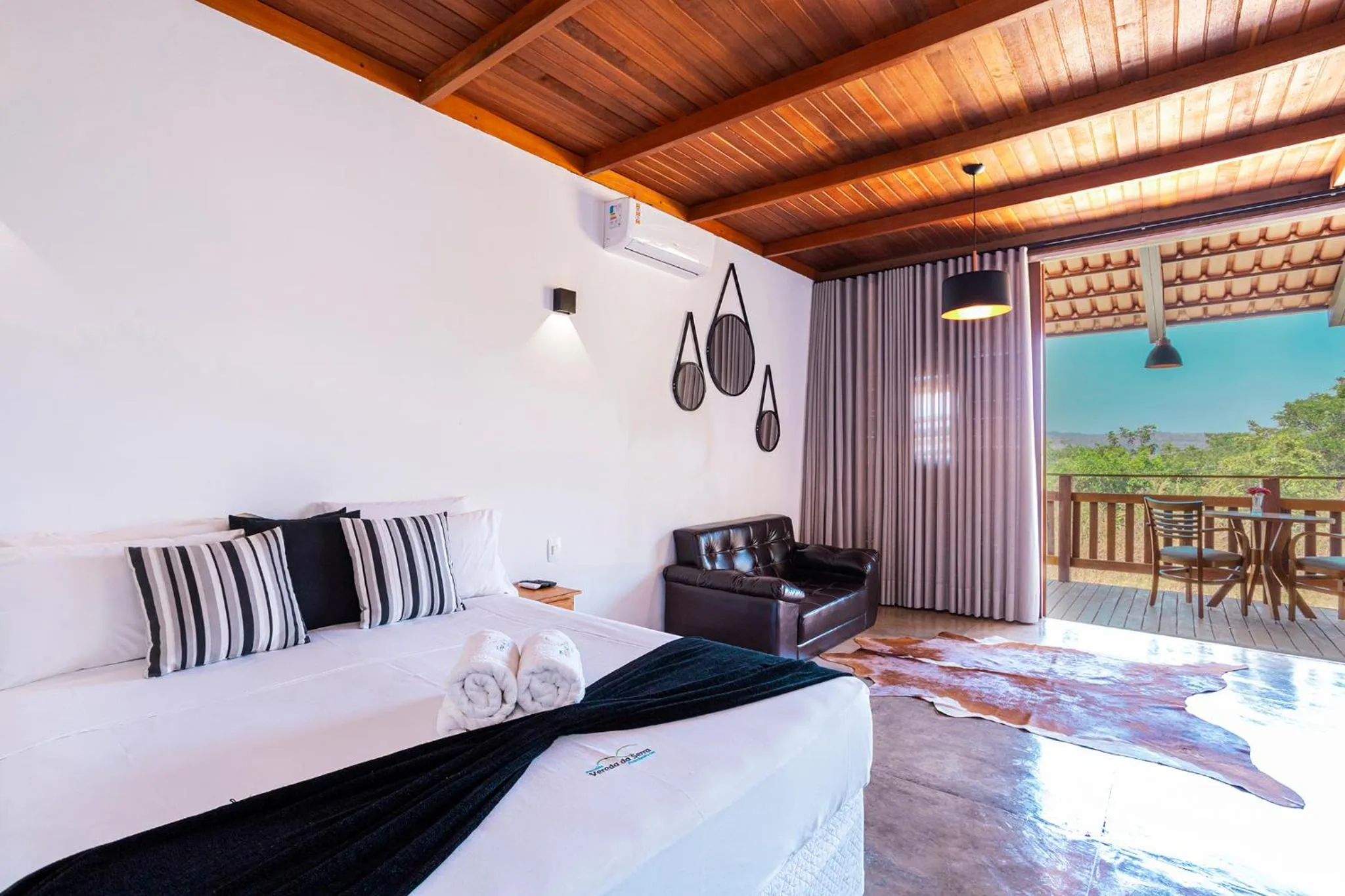 View (from property/room), Bed in Pousada Vereda da Serra