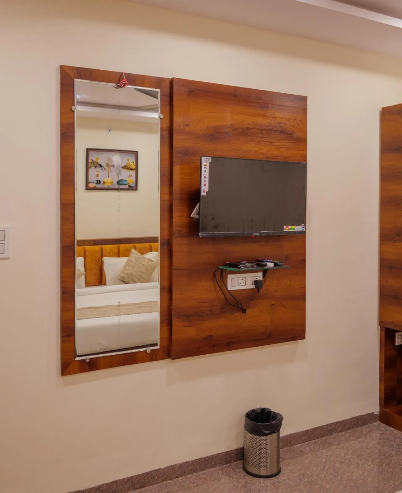 TV and multimedia in Hotel Dream Inn