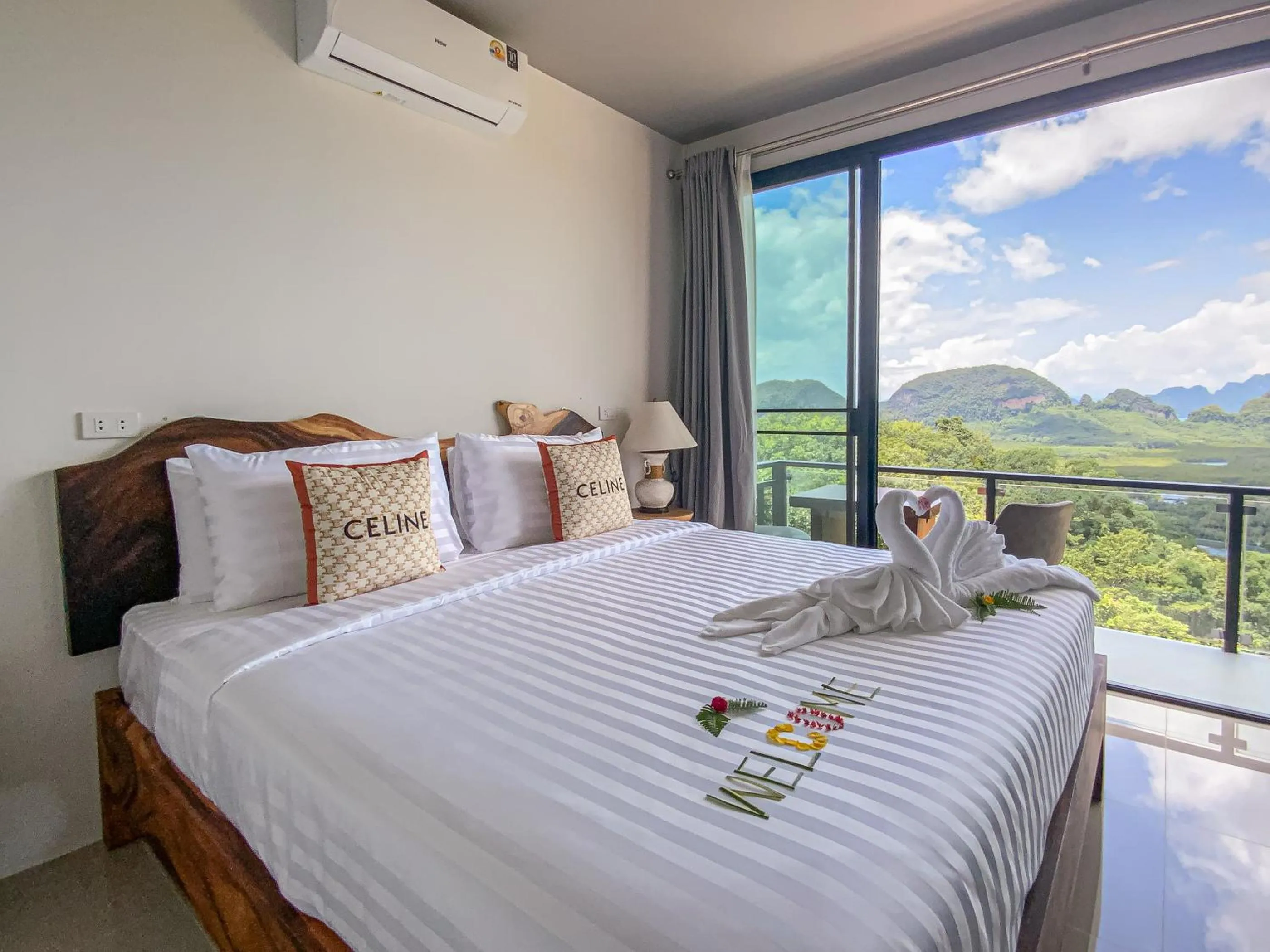 Bed in Samet Nangshe Goodview