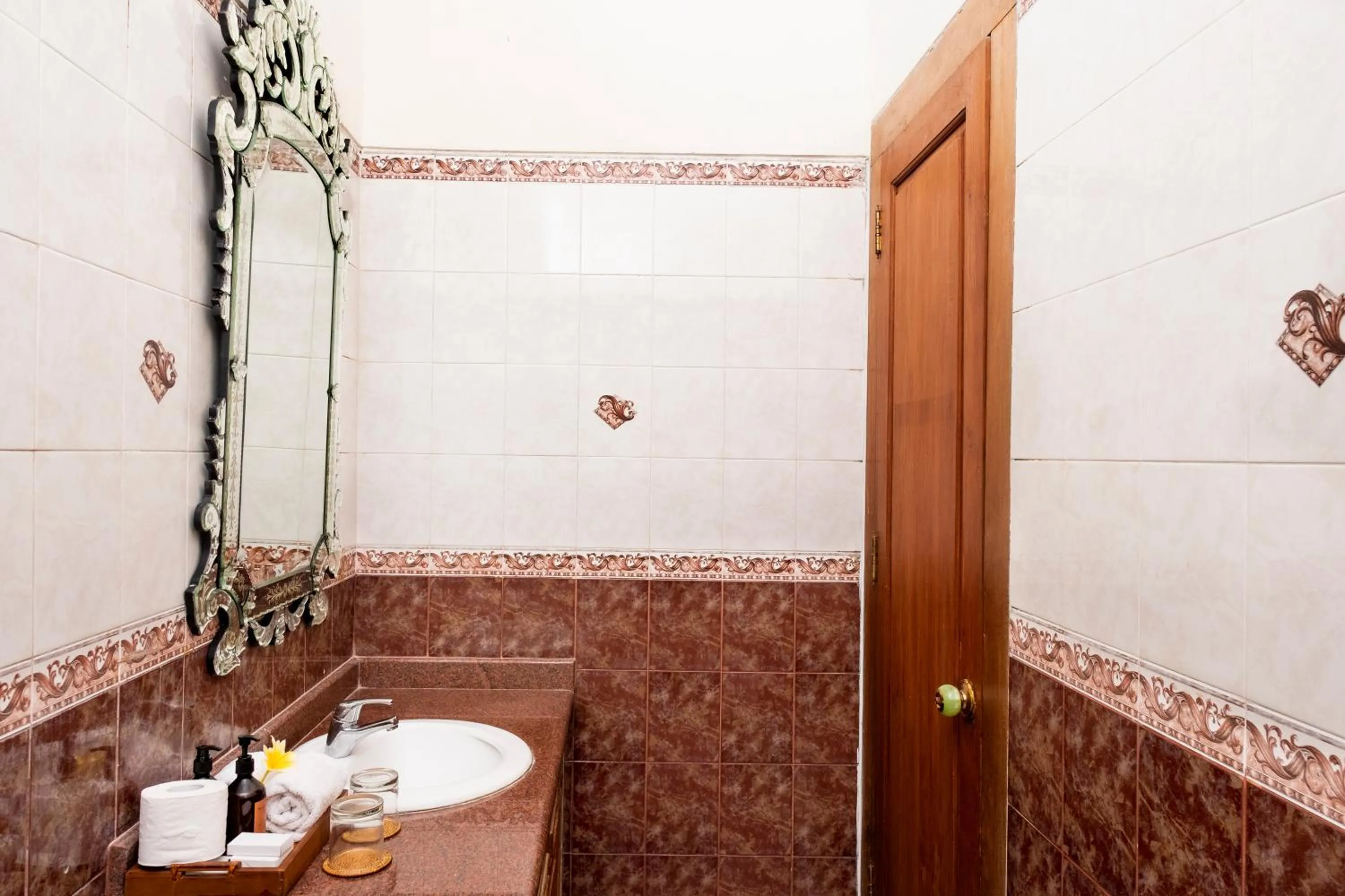 Bathroom in Rumah Pesik Art & Heritage Hotel