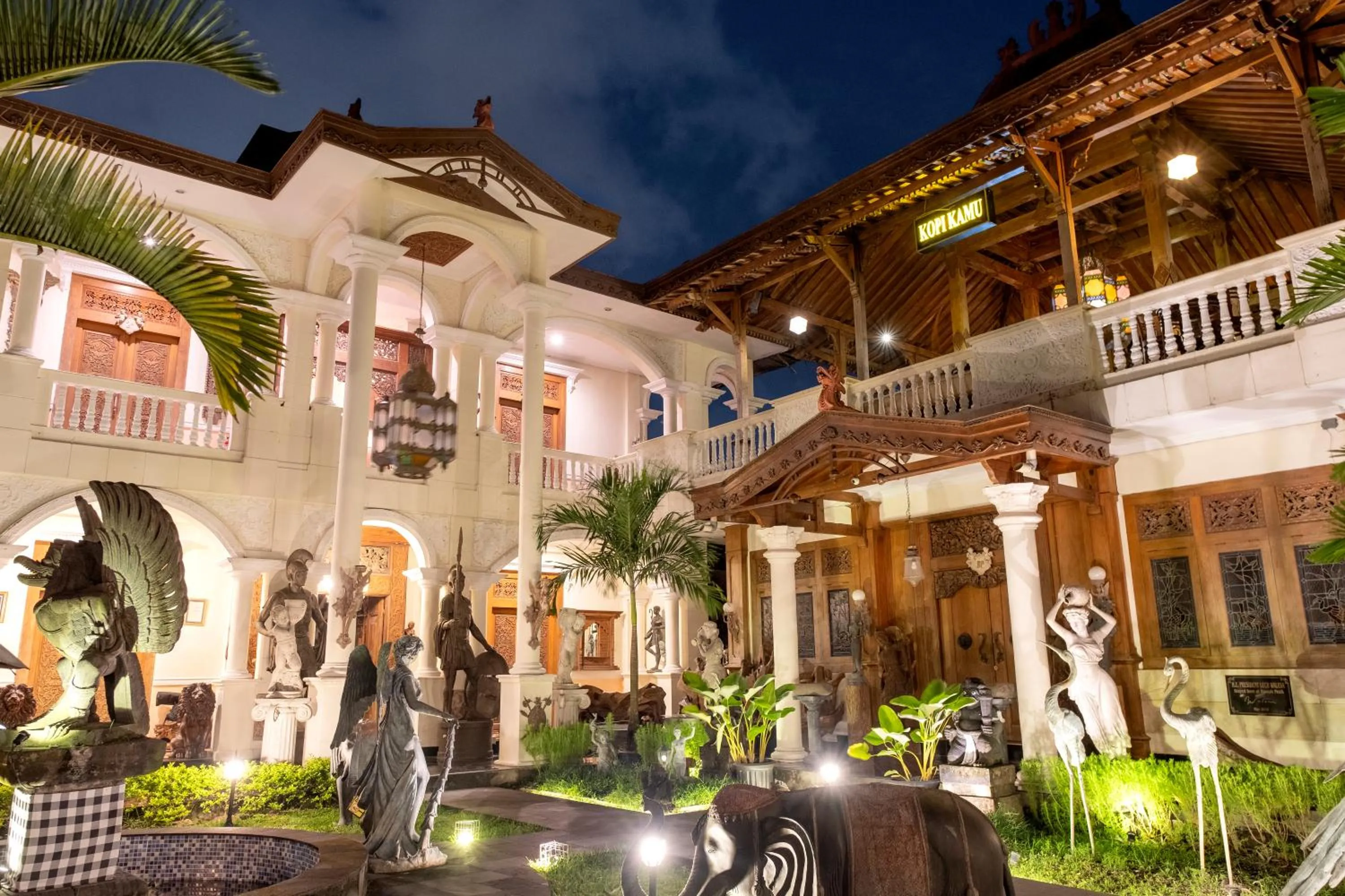 Night in Rumah Pesik Art & Heritage Hotel