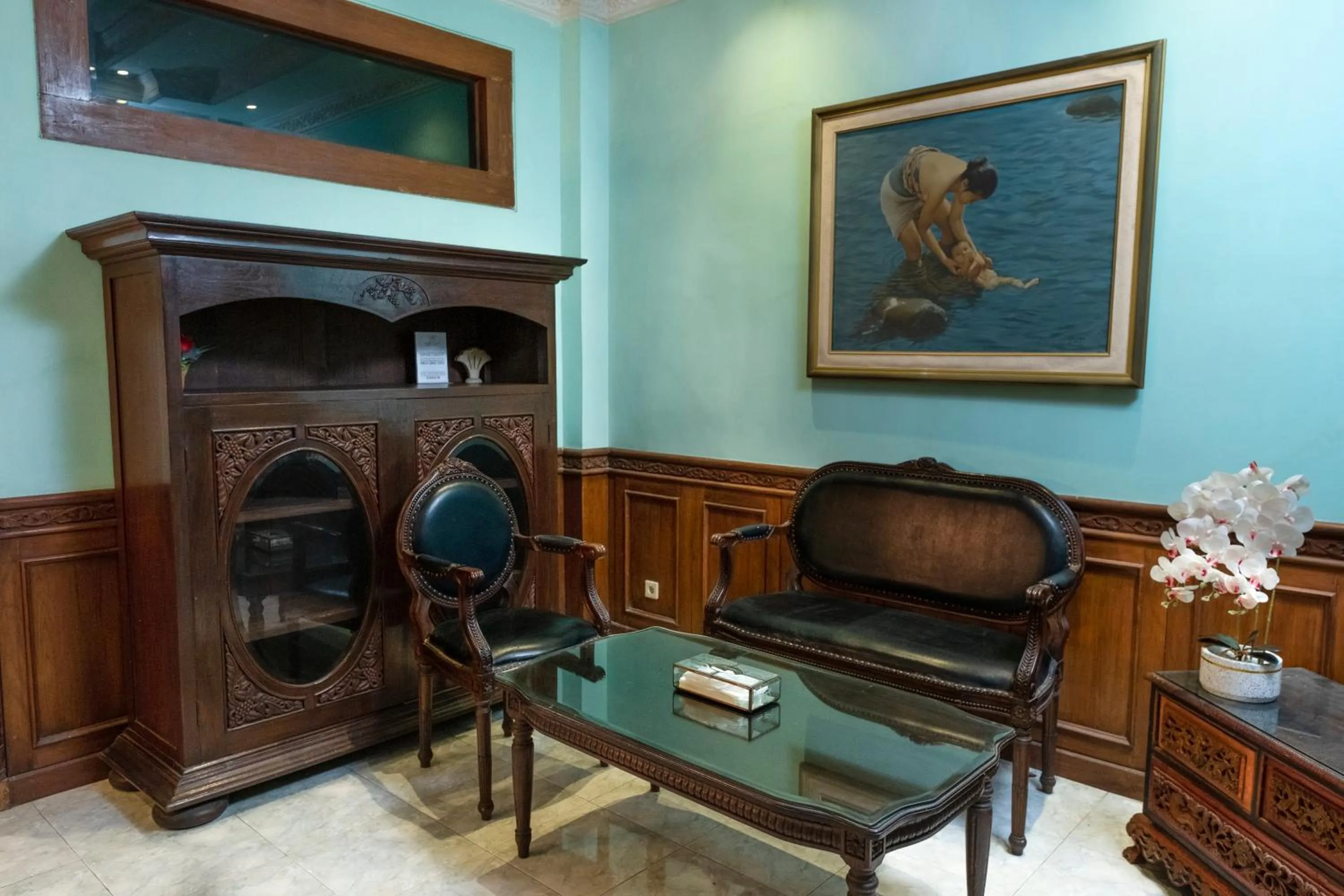 Seating area in Rumah Pesik Art & Heritage Hotel