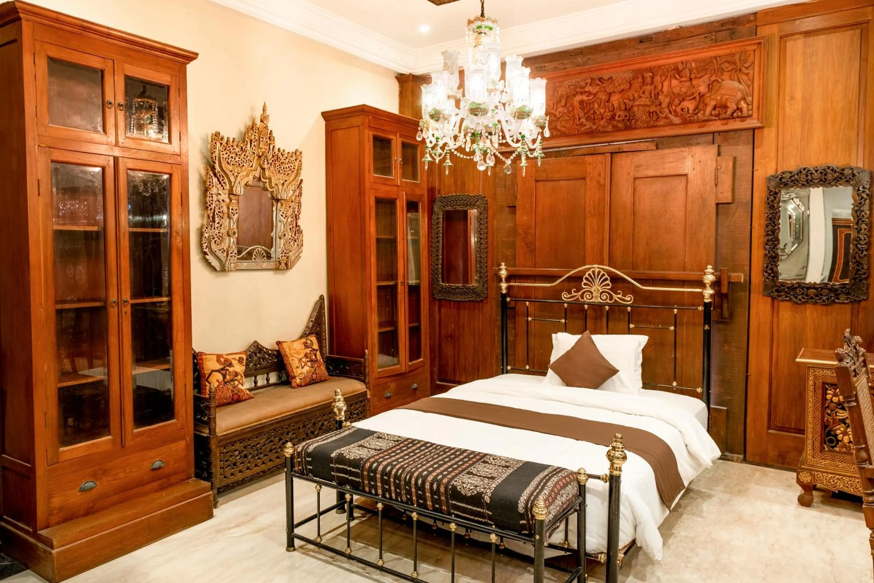 Bedroom, Bed in Rumah Pesik Art & Heritage Hotel