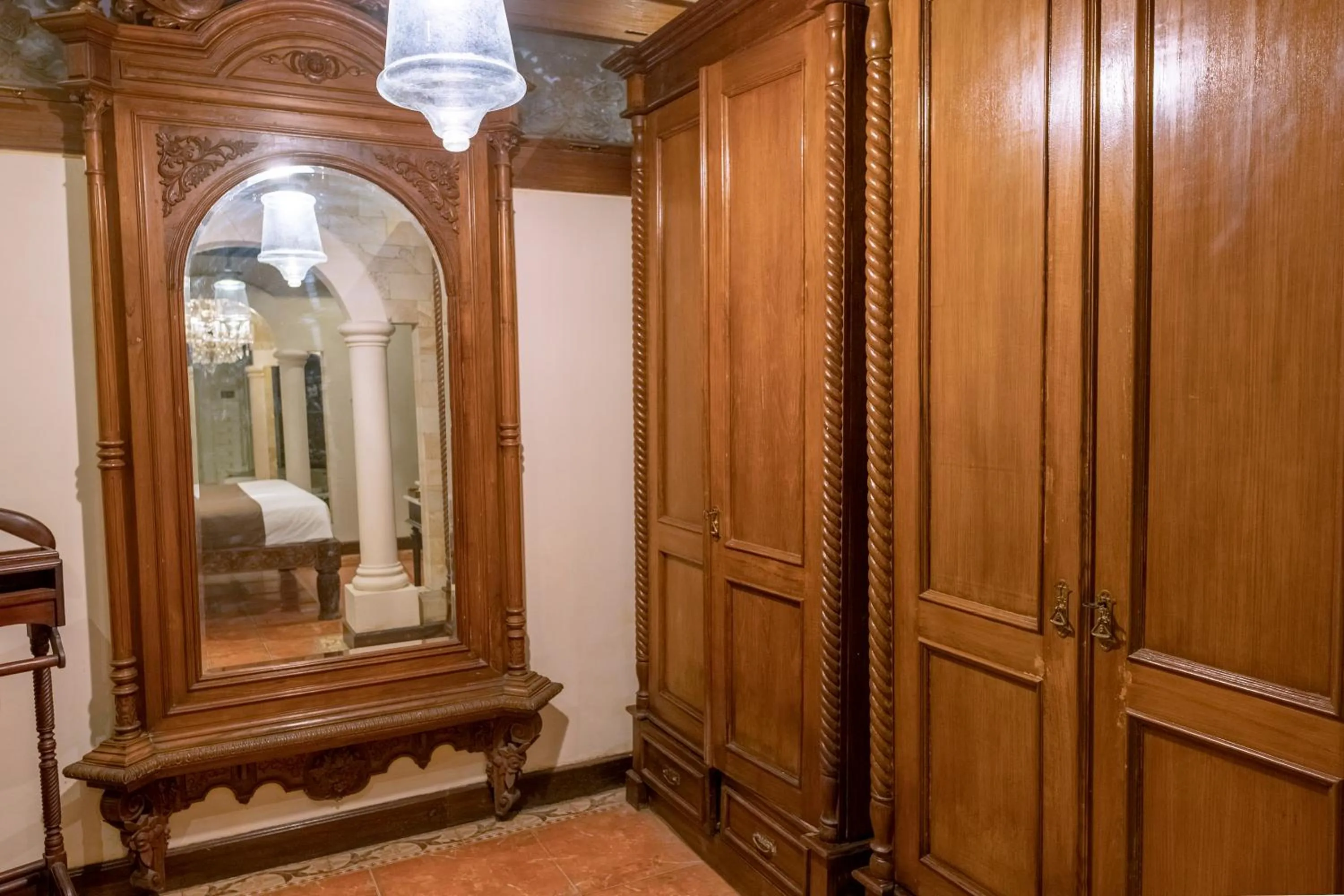 wardrobe in Rumah Pesik Art & Heritage Hotel