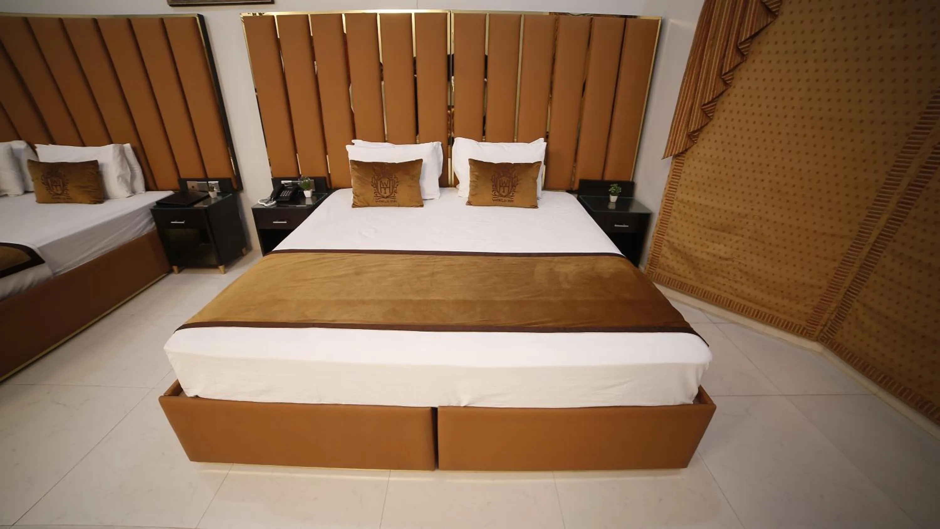 Bed in Four Squares by WI Hotel
