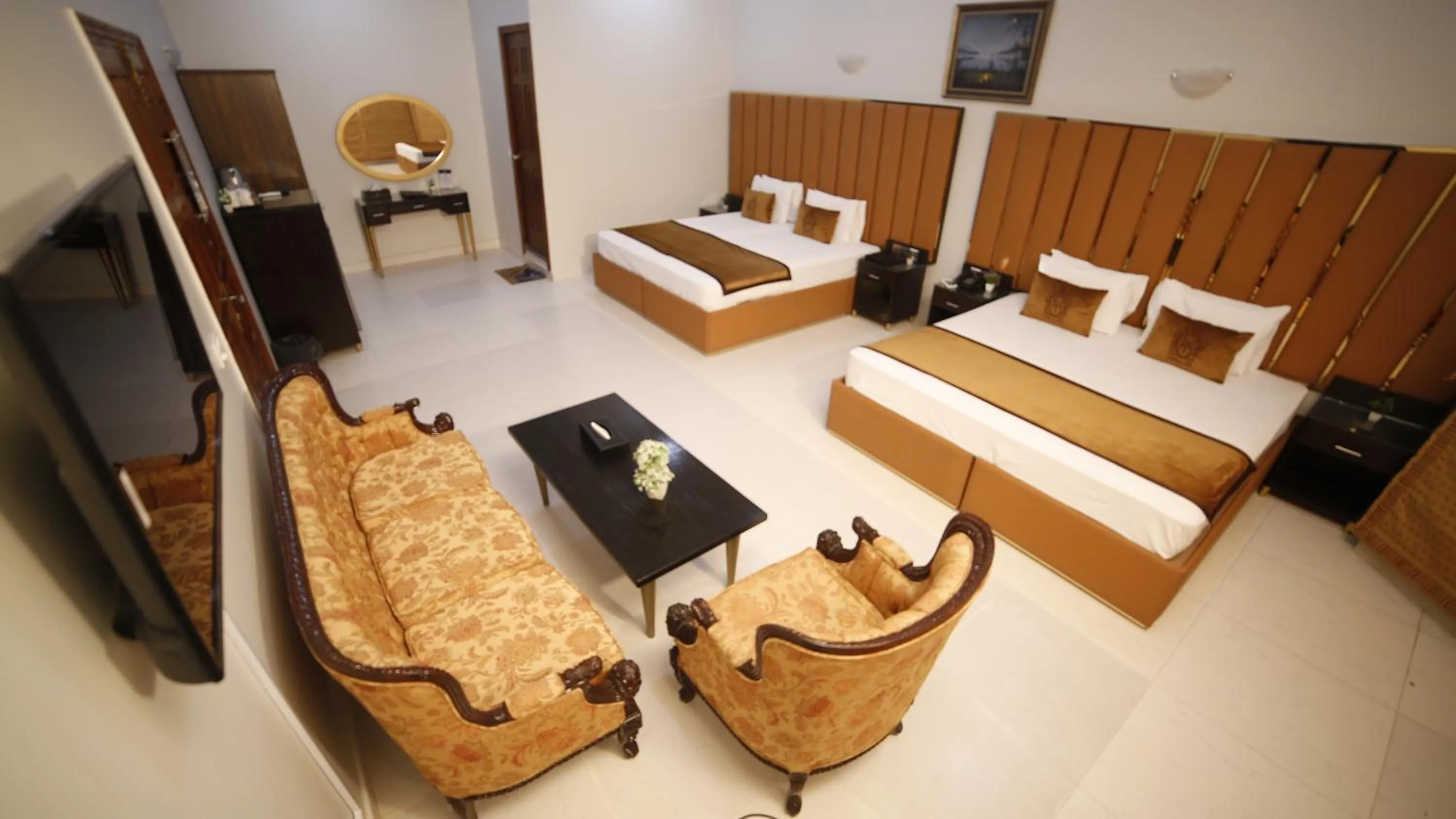 Bed in Four Squares by WI Hotel