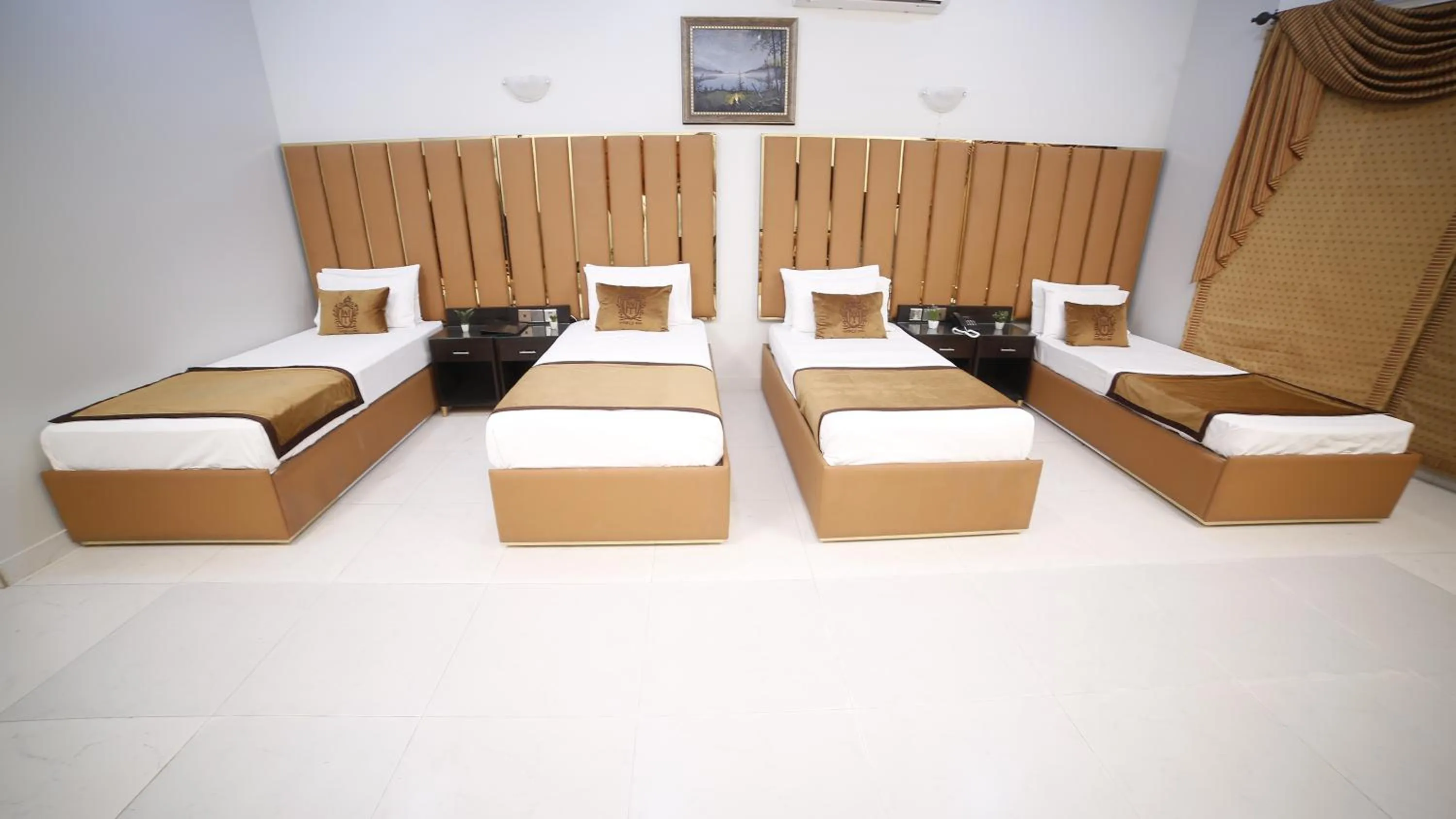 Four Squares by WI Hotel