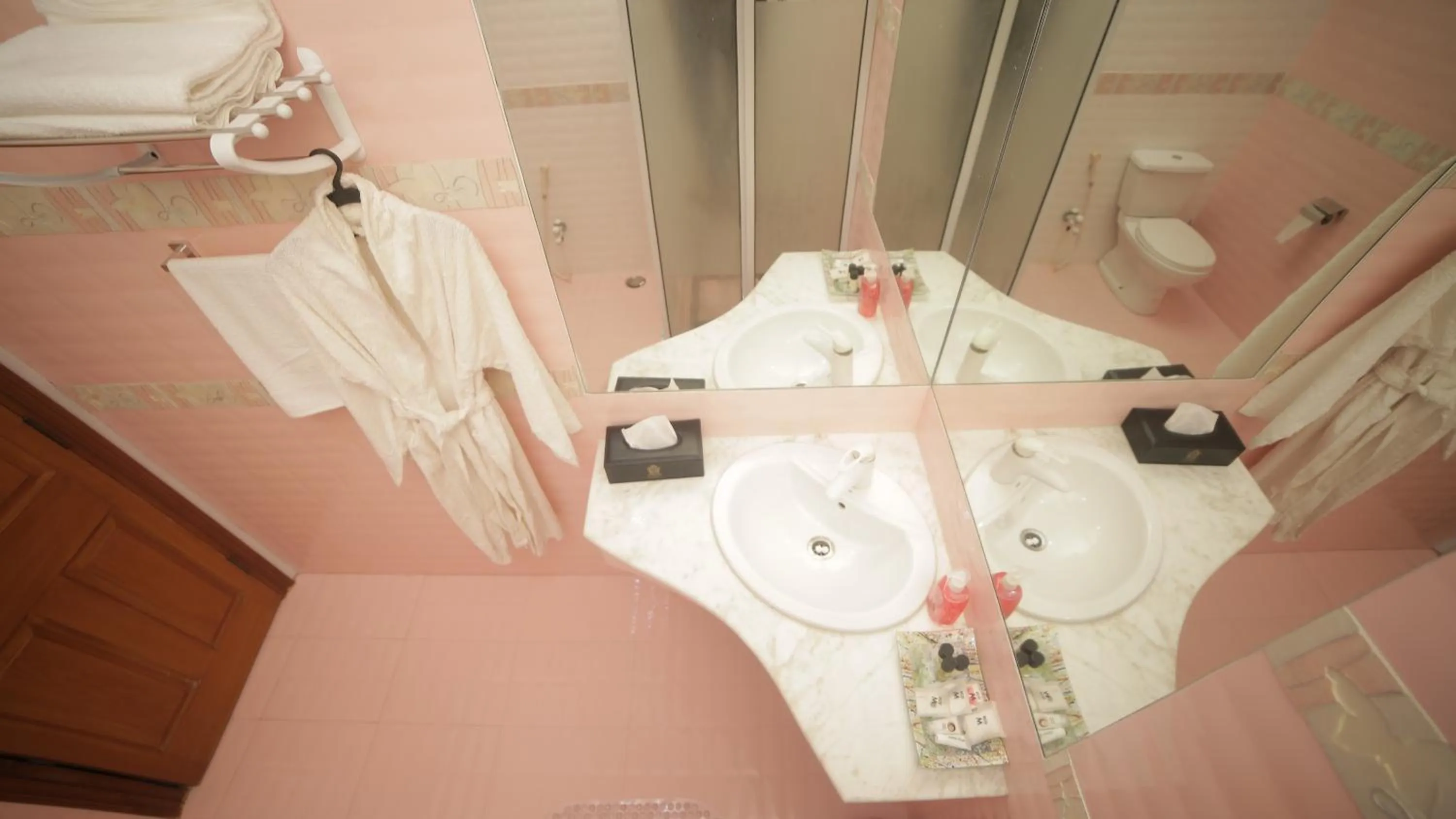 Four Squares by WI Hotel