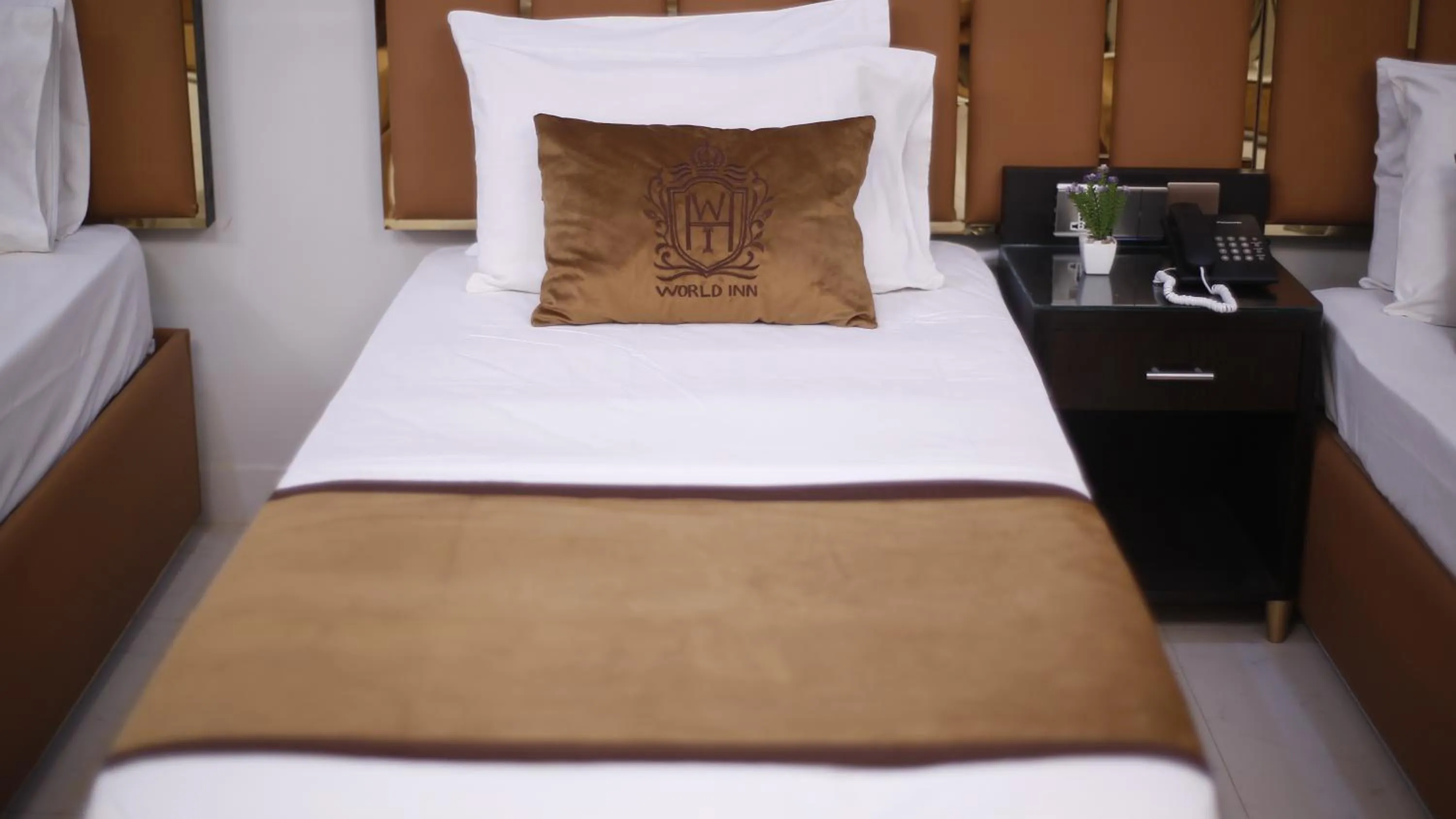 Bed in Four Squares by WI Hotel