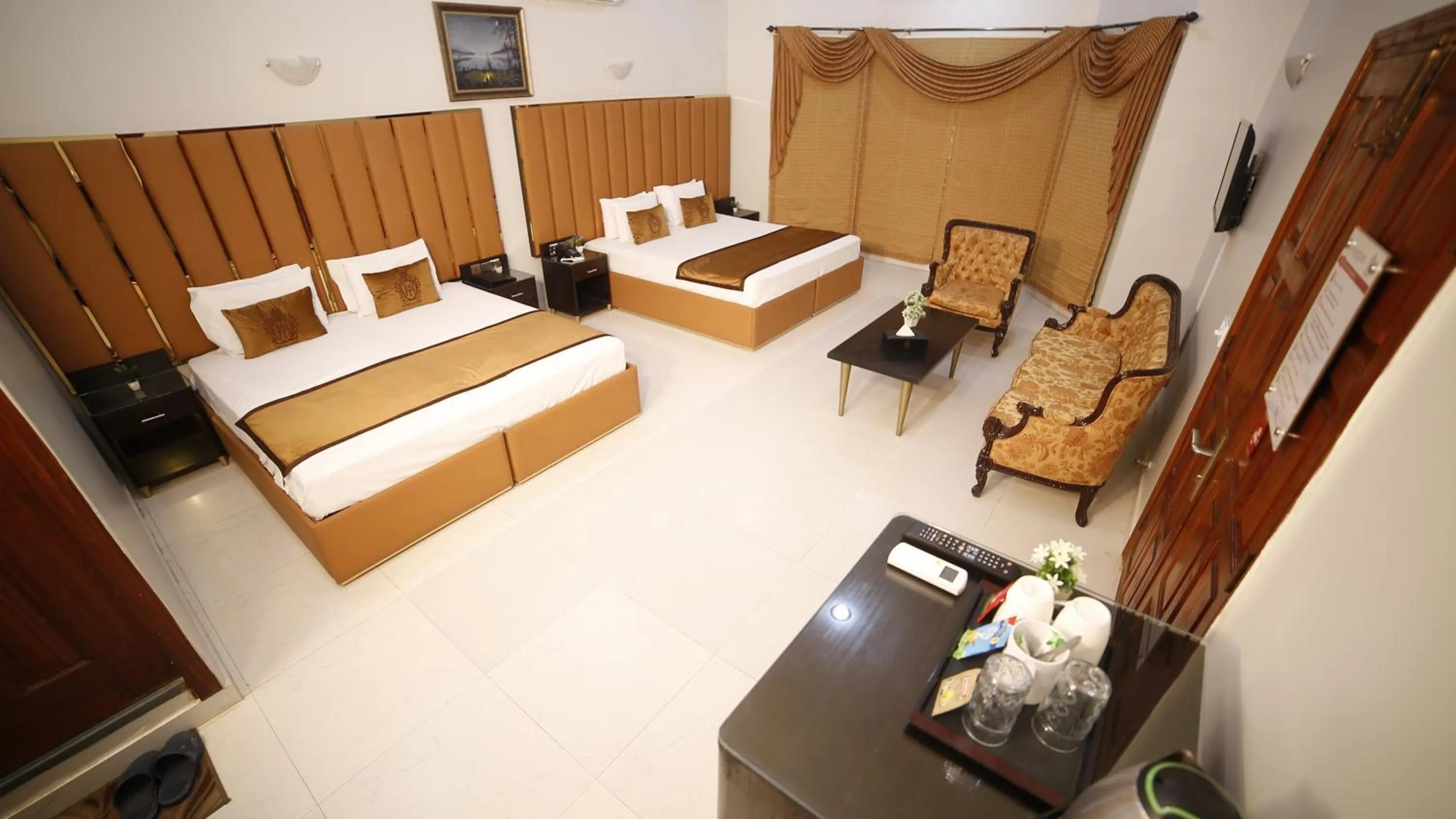 Bed in Four Squares by WI Hotel