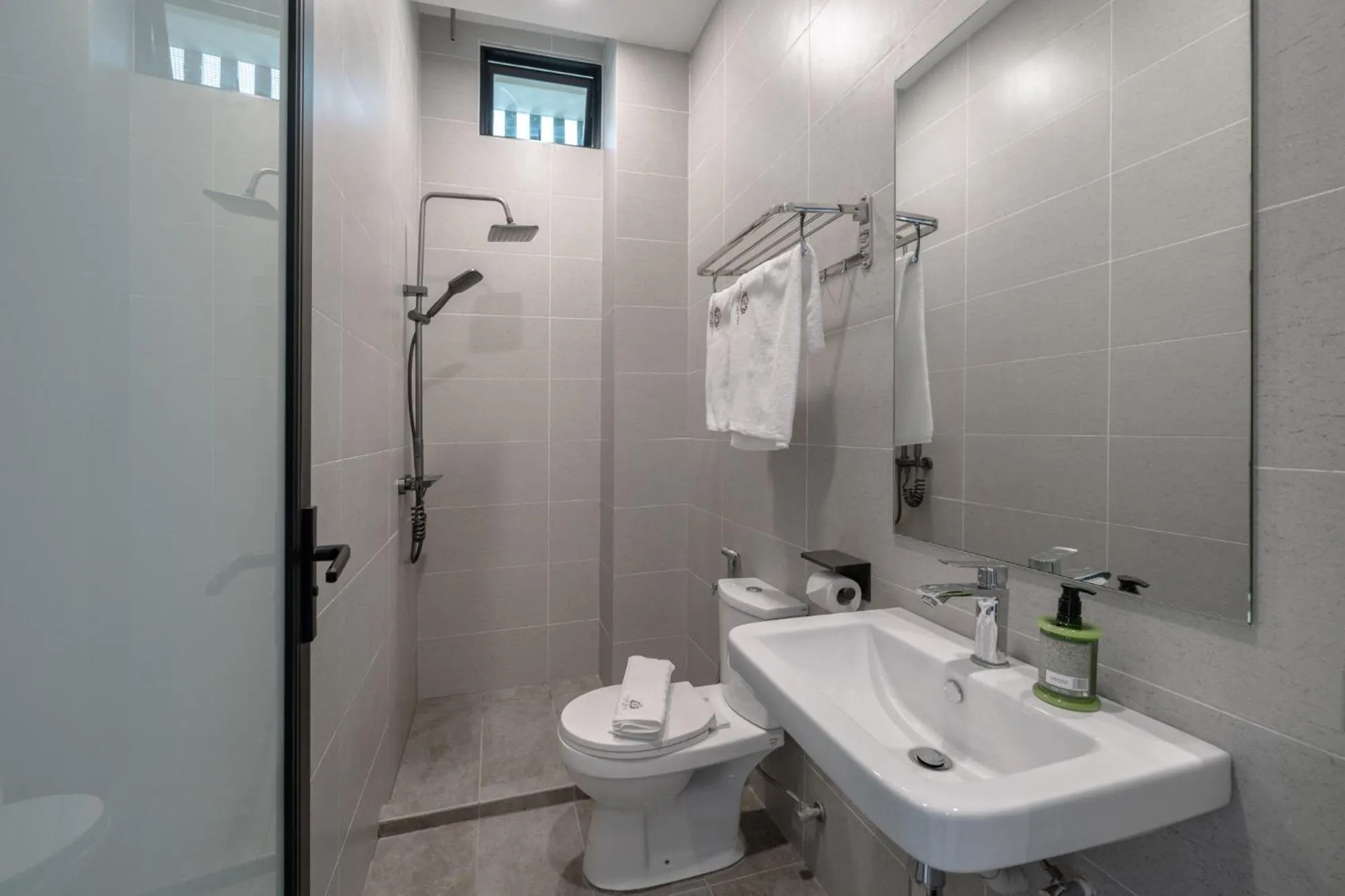 Shower in Saturn Hotel