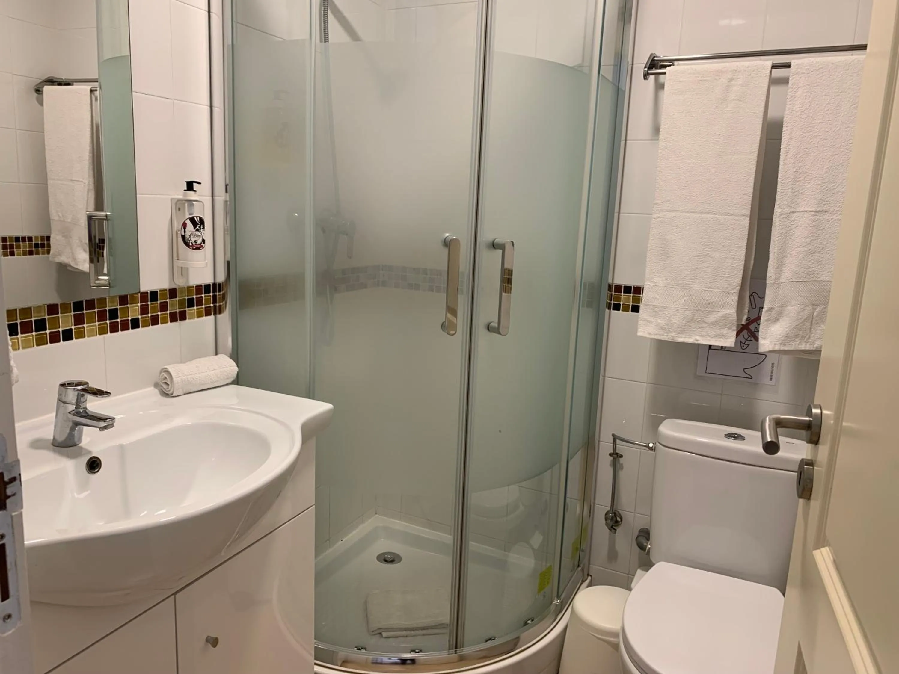 Bathroom in Discovery Apartment Expo - Aeroporto