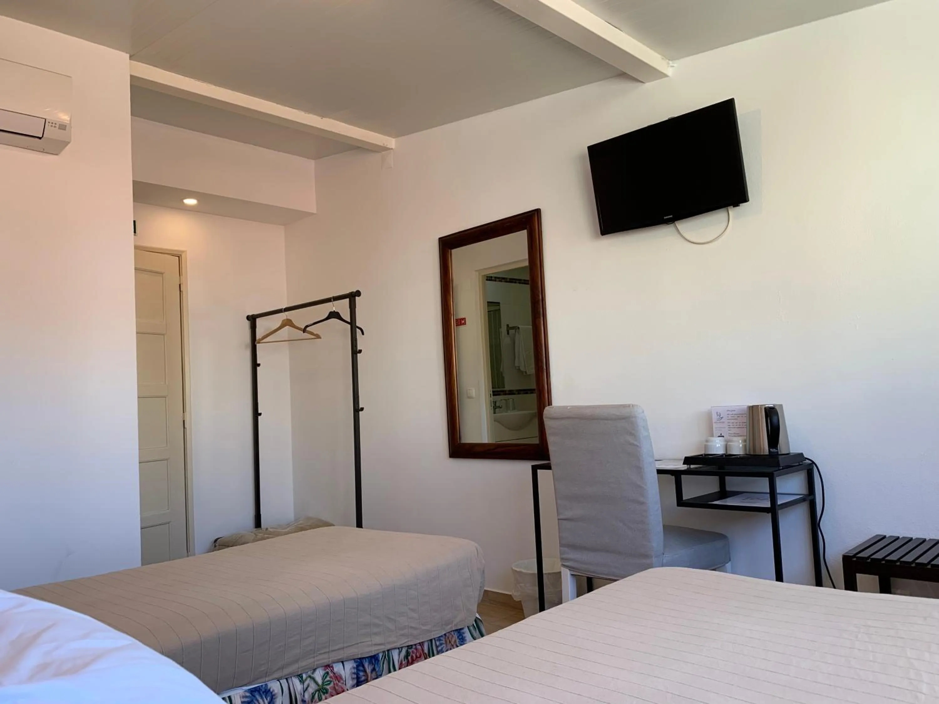 Decorative detail, Bed in Discovery Apartment Expo - Aeroporto