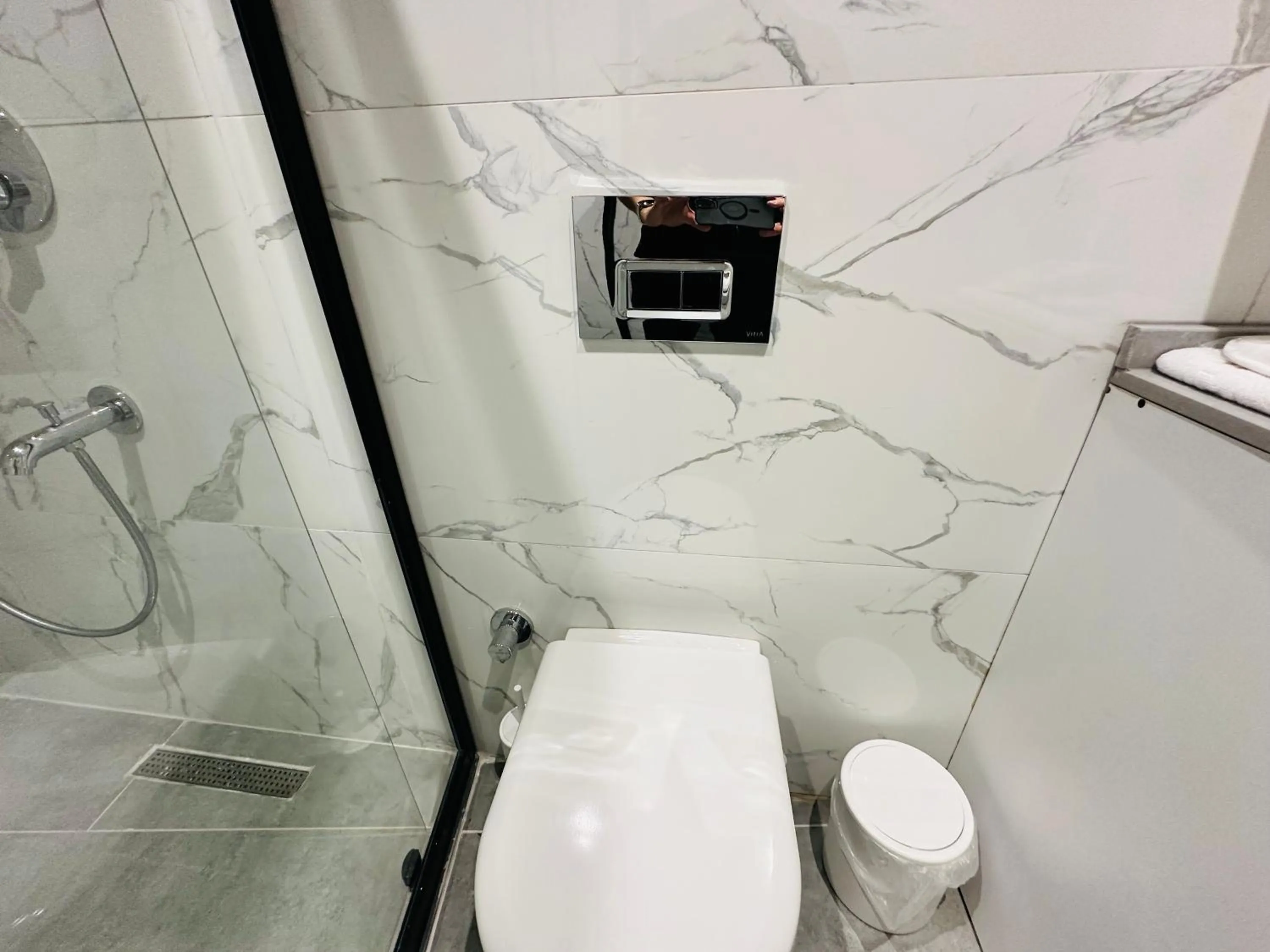 Shower in Rose Point Residence