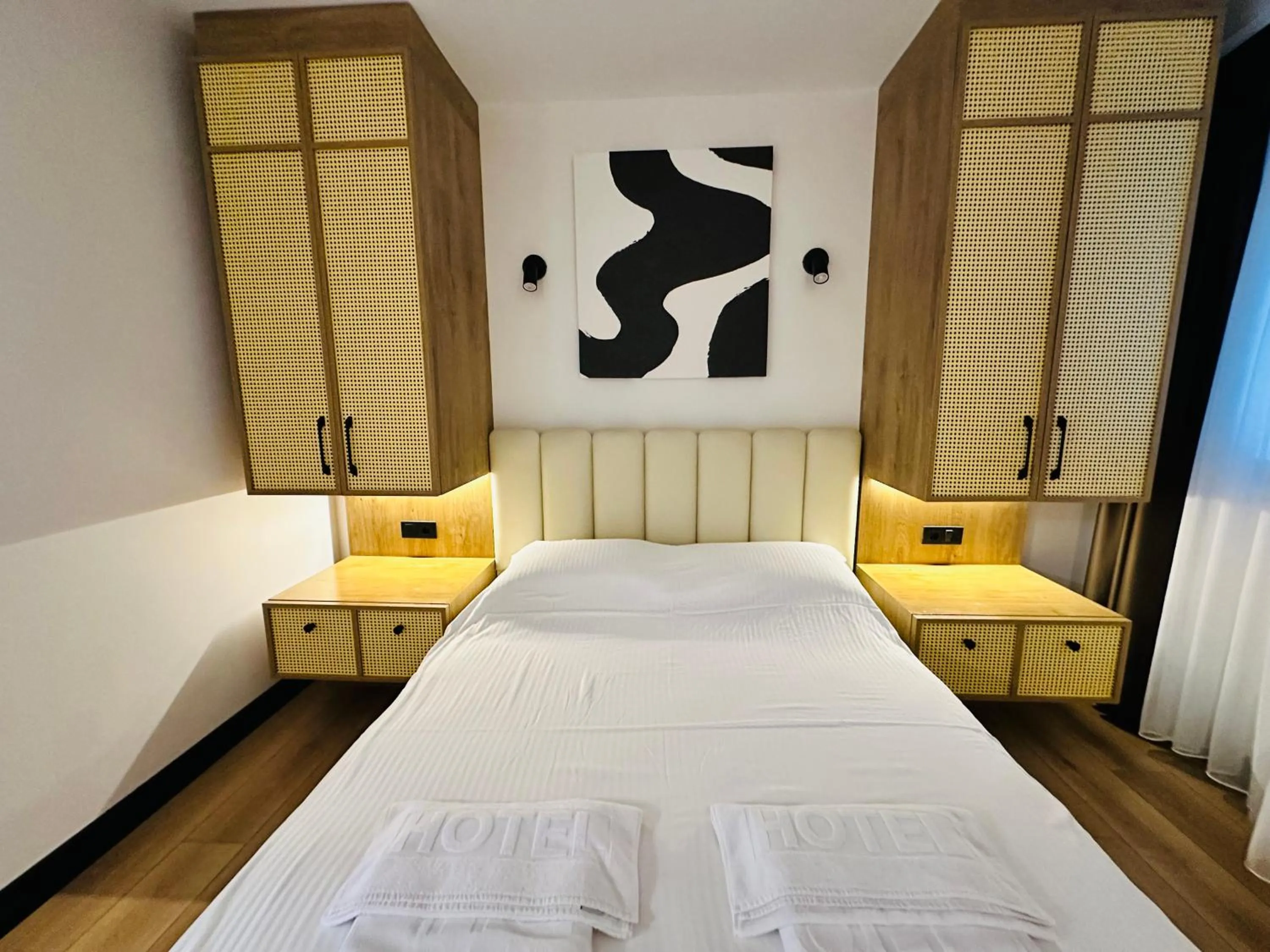 Bed in Rose Point Residence