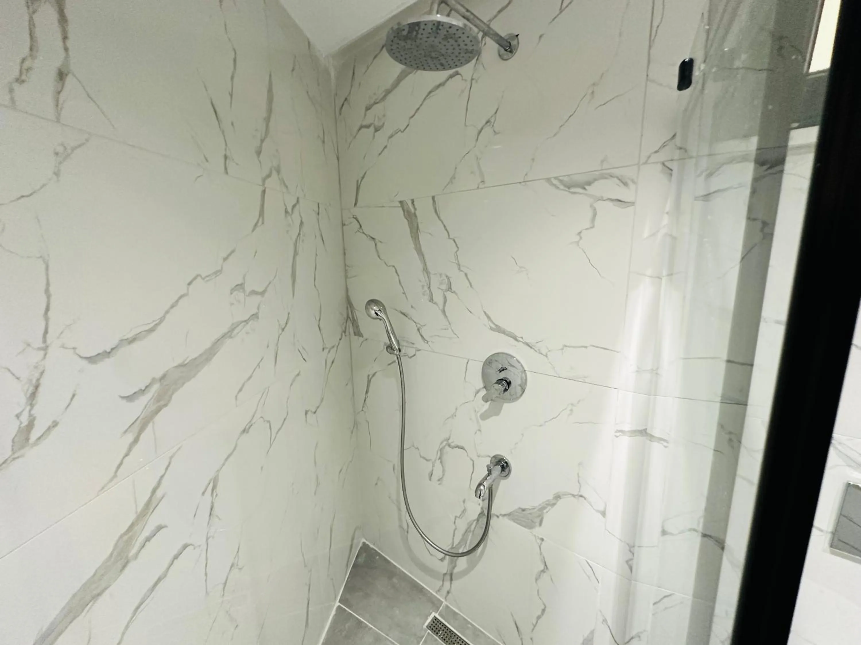 Shower in Rose Point Residence