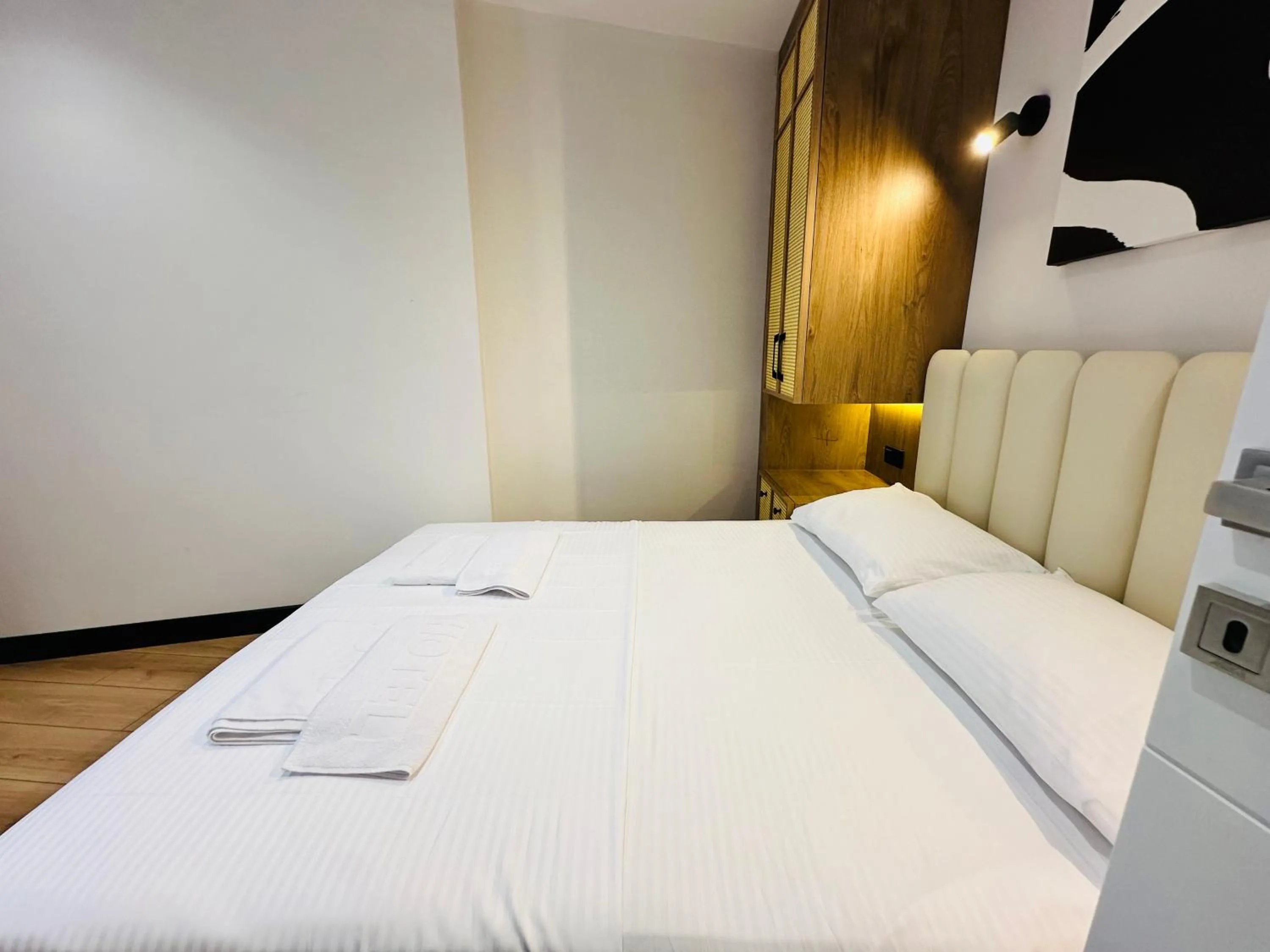 Bed in Rose Point Residence