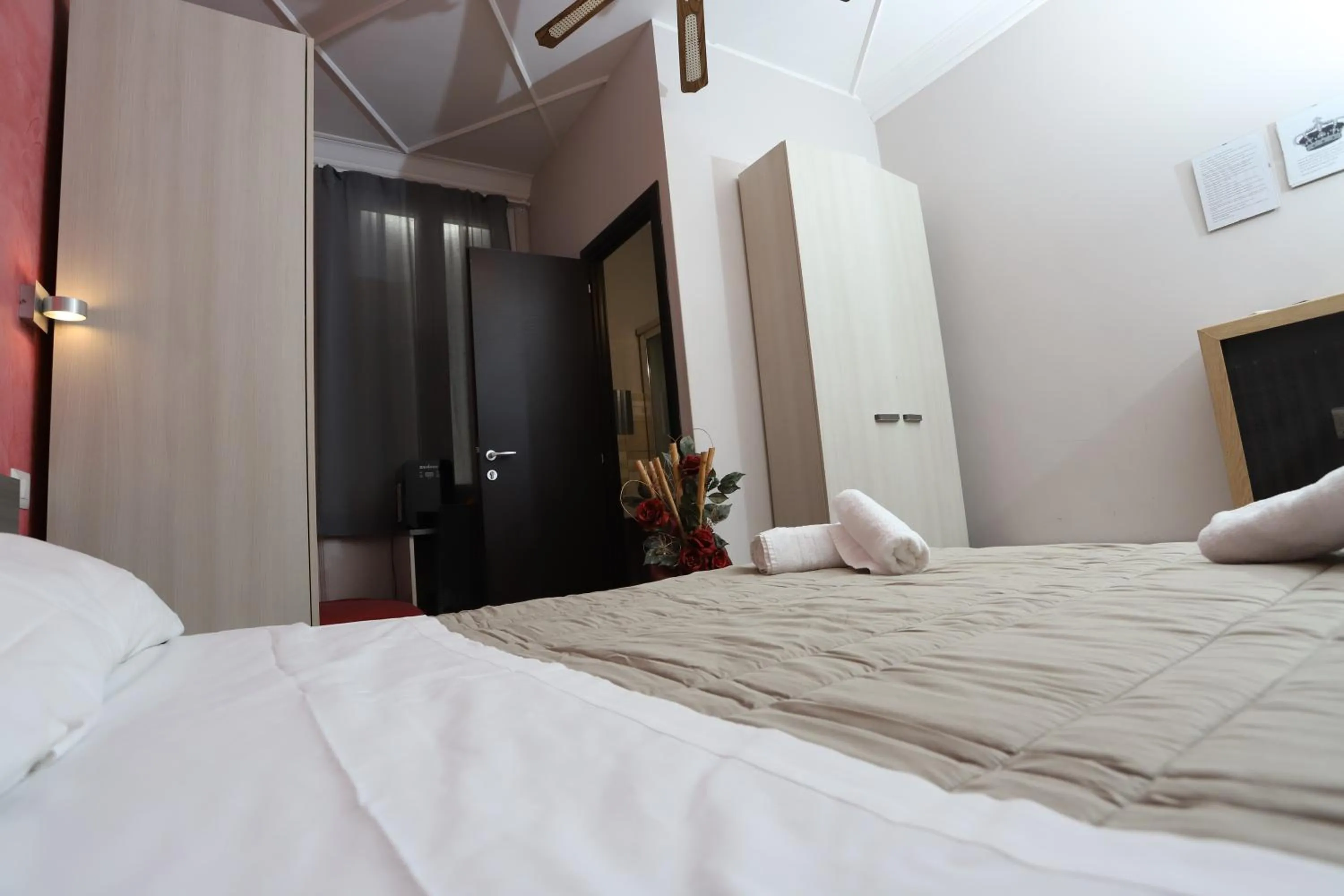 Bed in B&B Central Palace King Of Rome