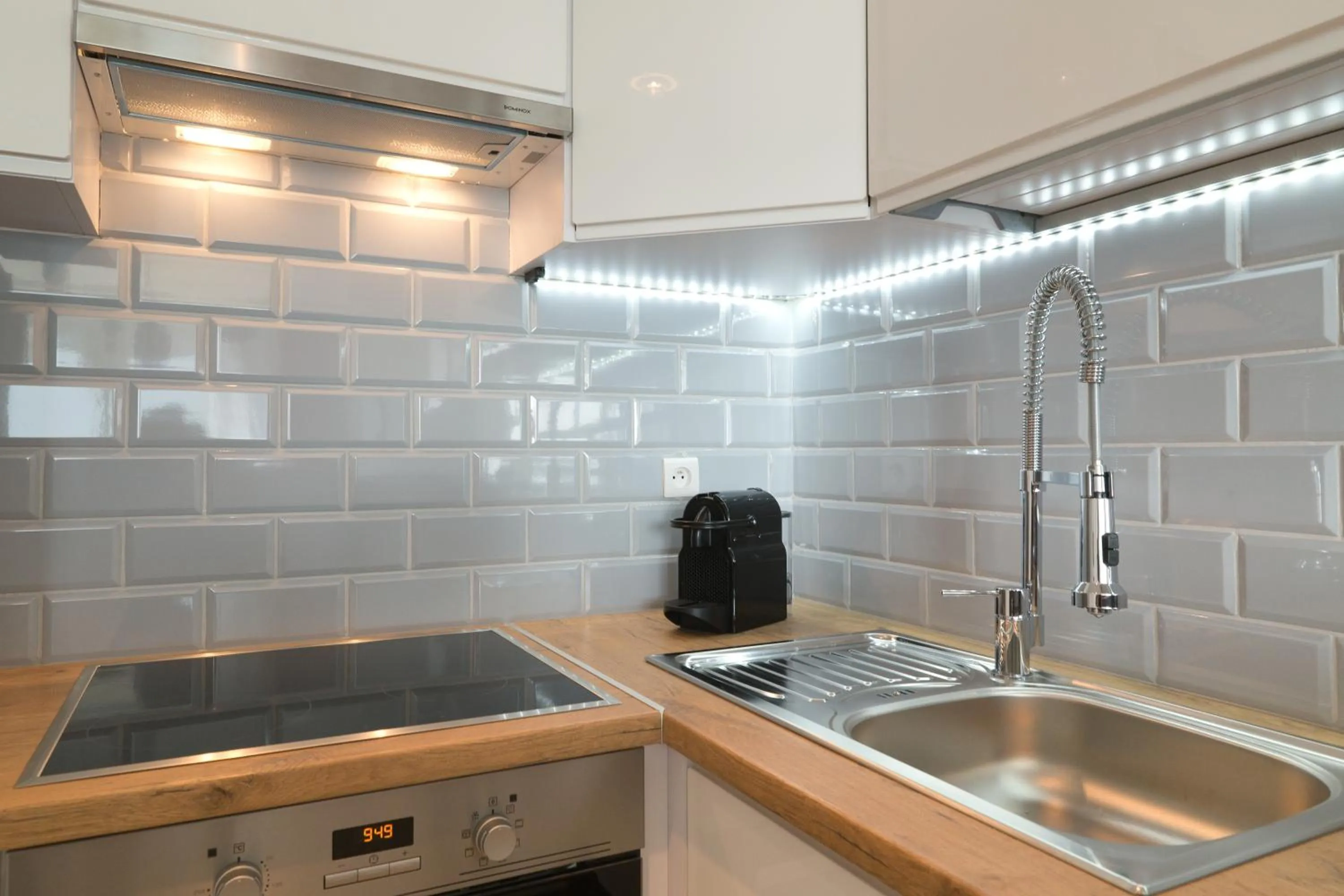 Coffee/tea facilities in Smolna Apartments by Your Freedom