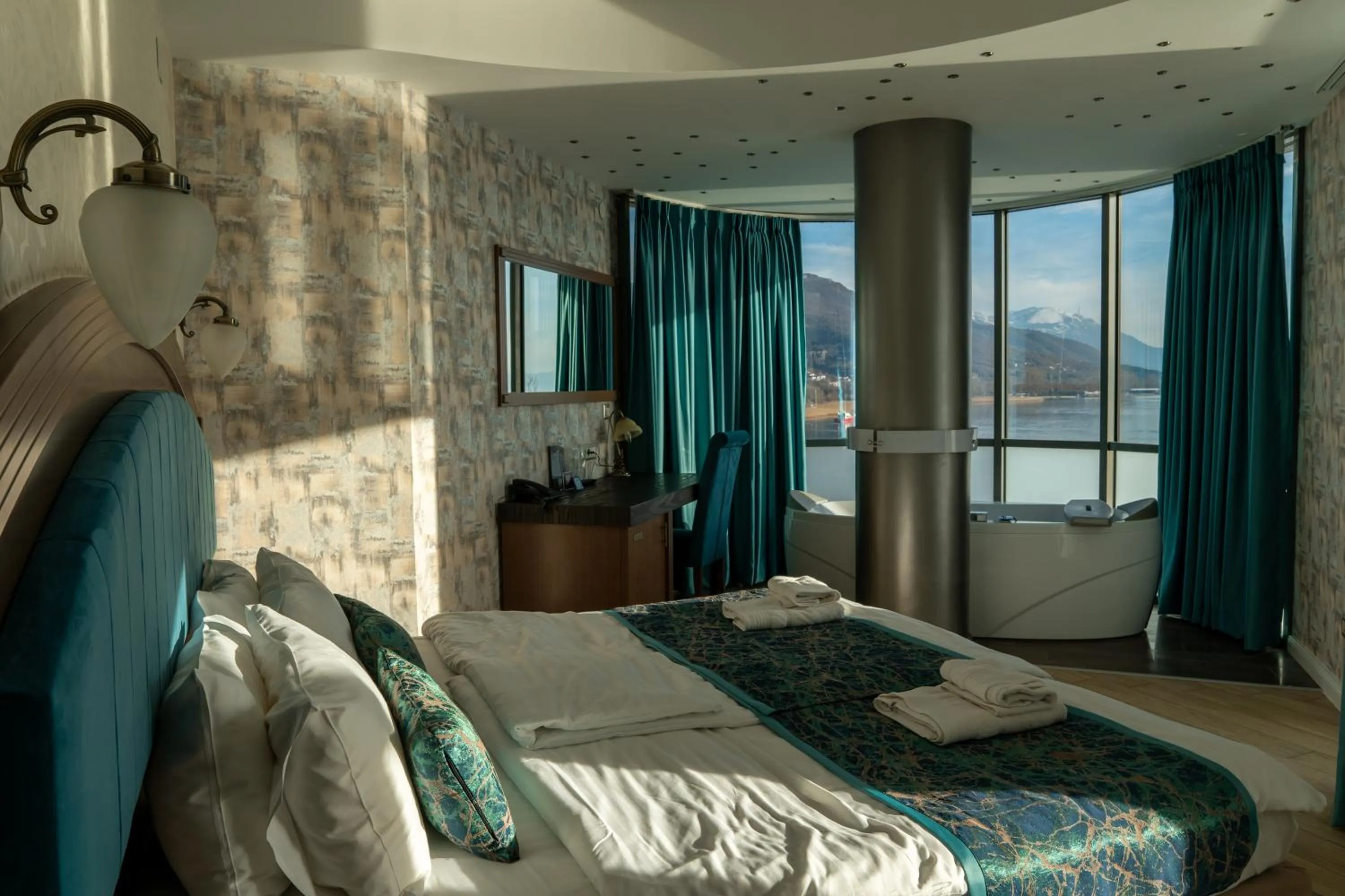 Bed in City Palace Hotel