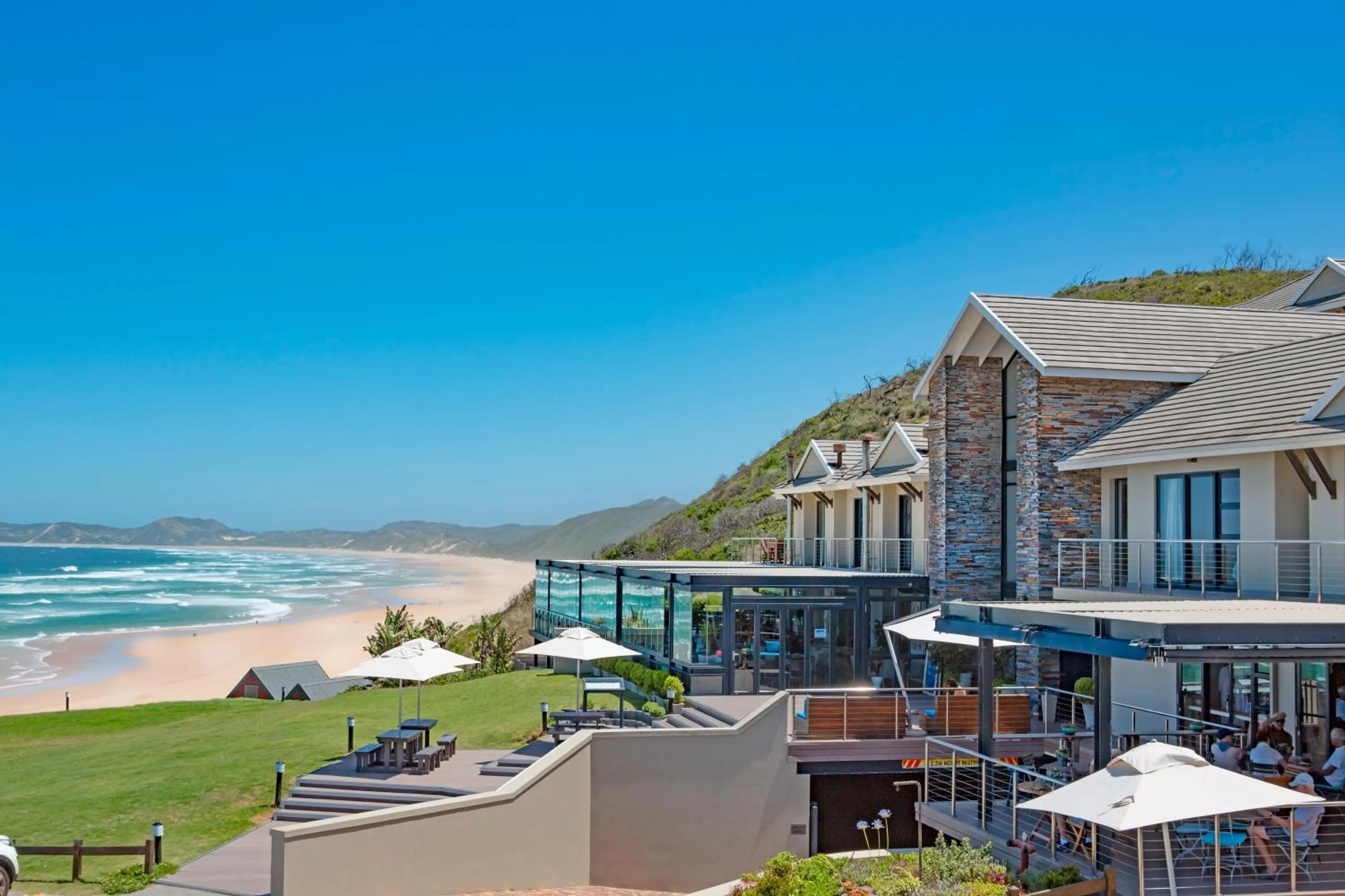 Property building in Brenton Haven Beachfront Resort