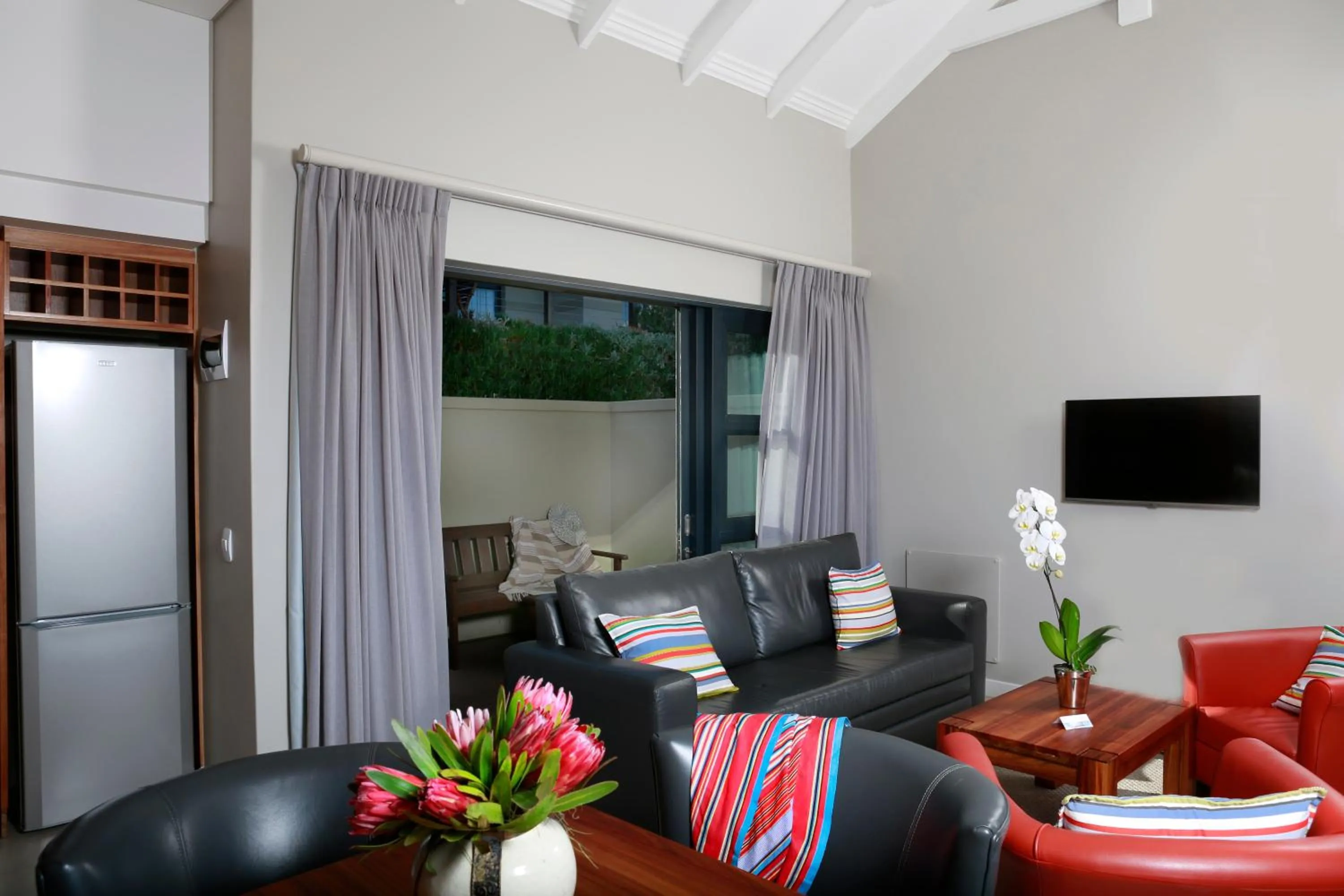 Living room in Brenton Haven Beachfront Resort