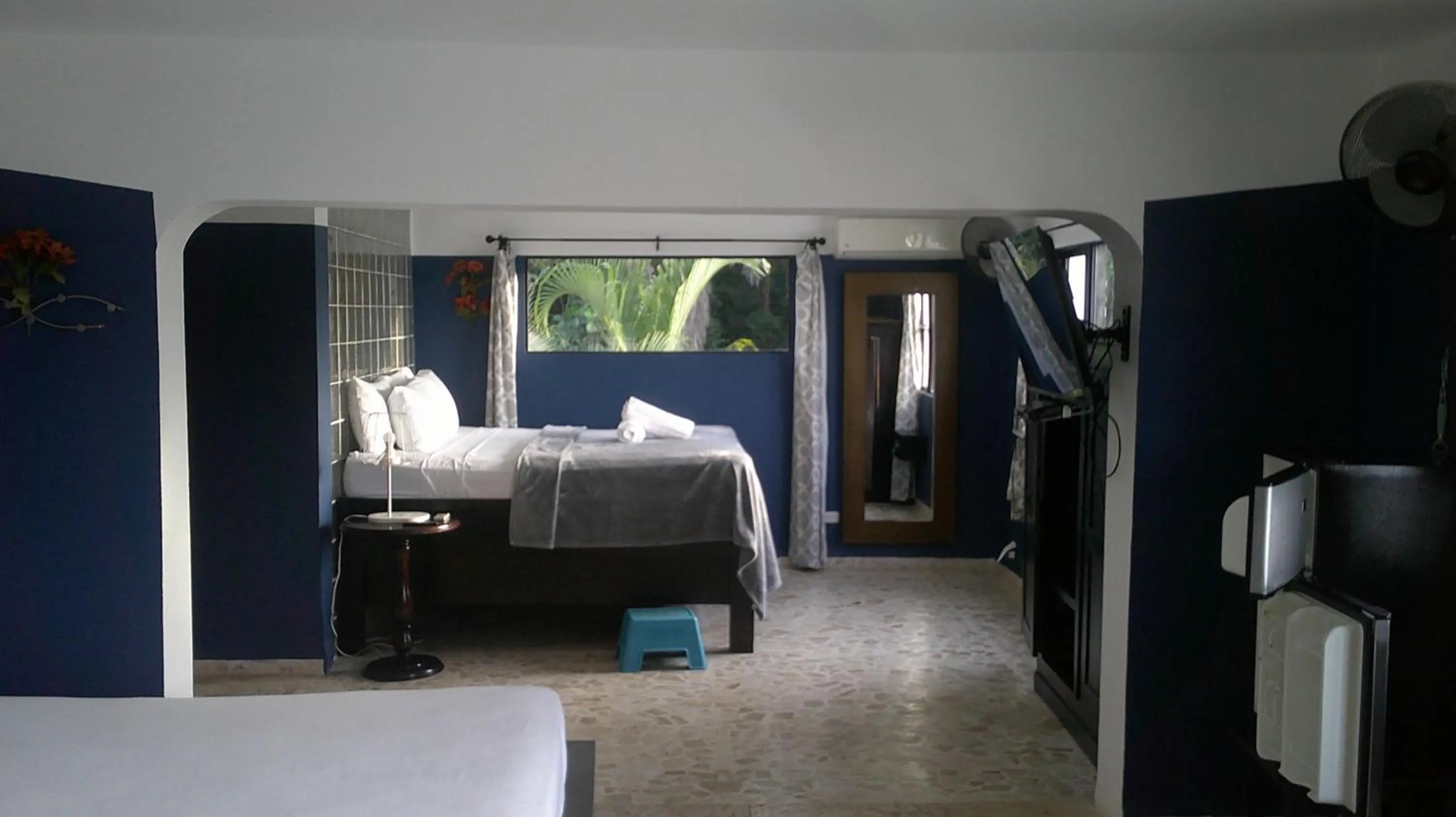 E&J Boutique Residences